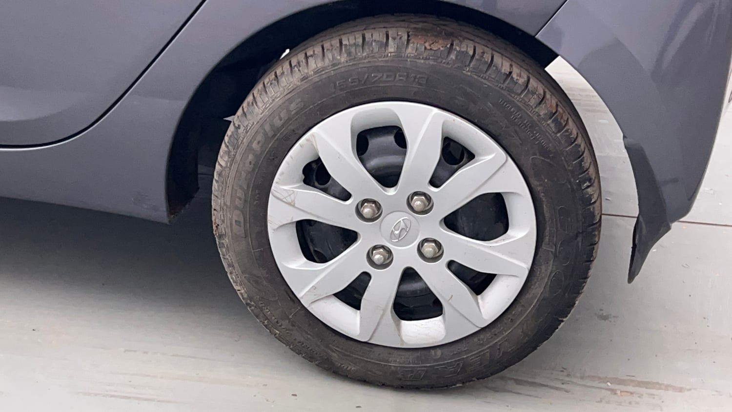 Used 2016 Hyundai Eon Magna + Petrol Manual tyres LEFT REAR TYRE RIM VIEW