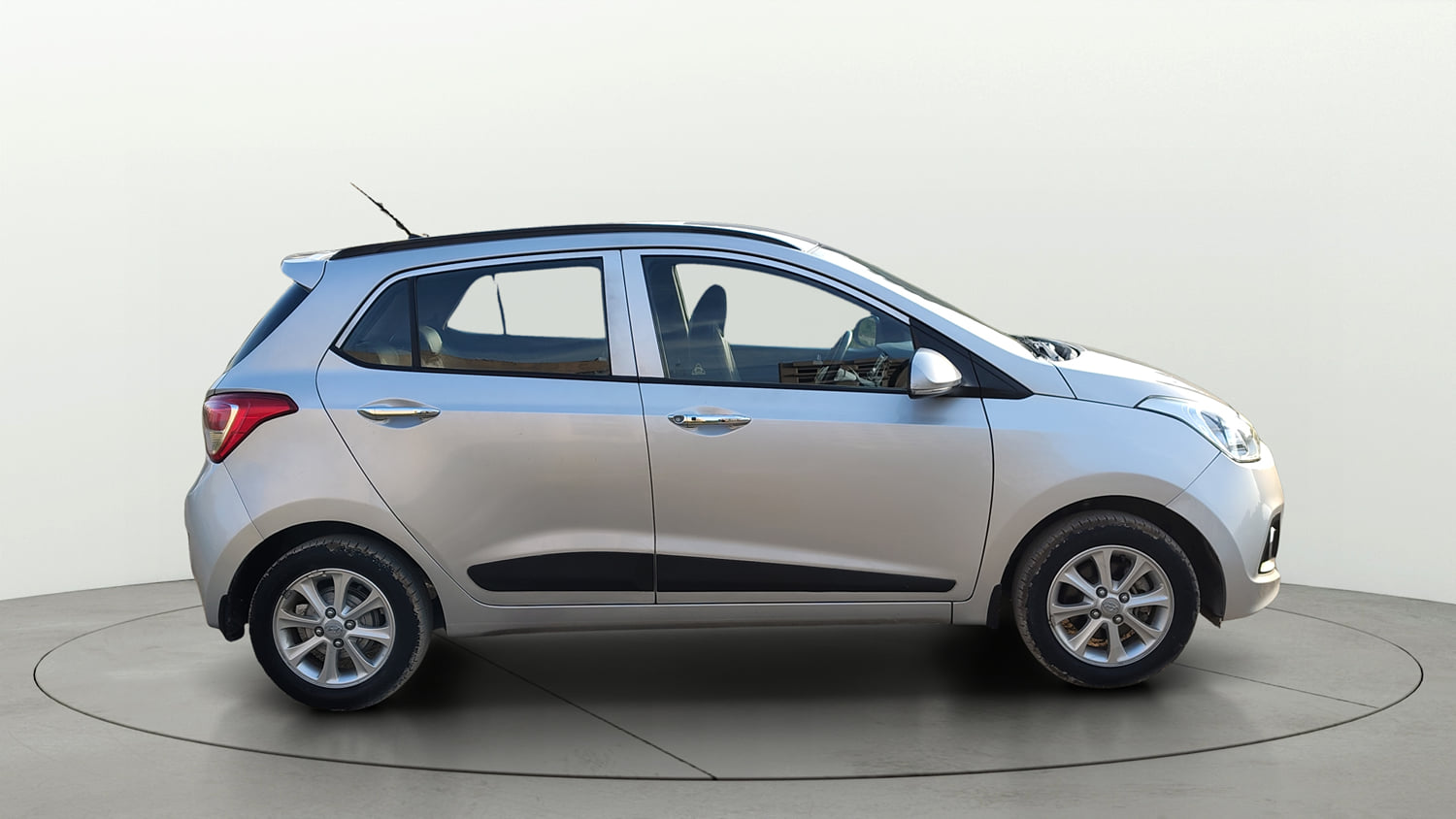 Used 2013 Hyundai Grand i10 Asta 1.2 Kappa VTVT Petrol Manual exterior RIGHT SIDE VIEW