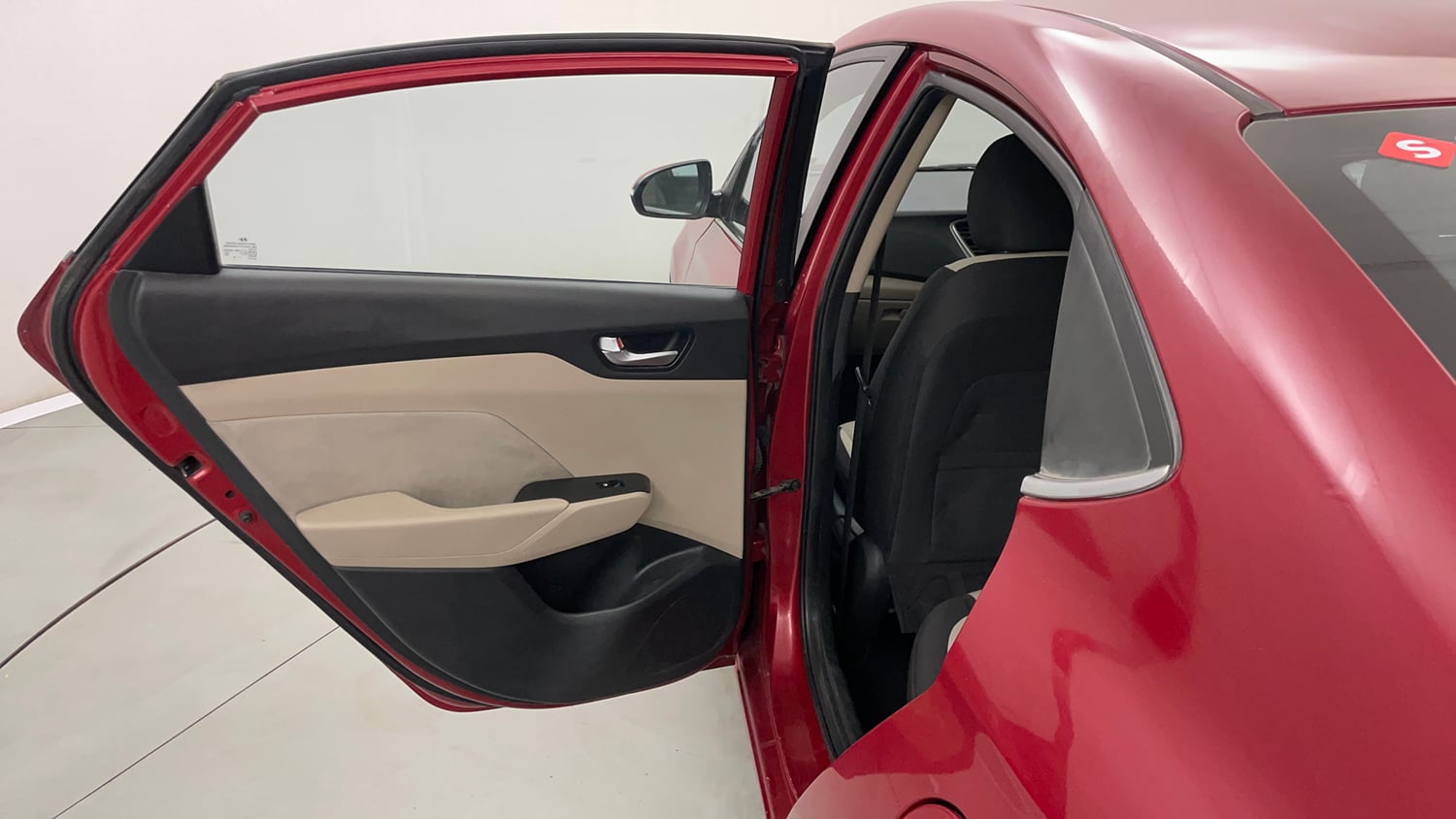 Used 2018 Hyundai Verna EX 1.4 VTVT Petrol Manual interior LEFT REAR DOOR OPEN VIEW