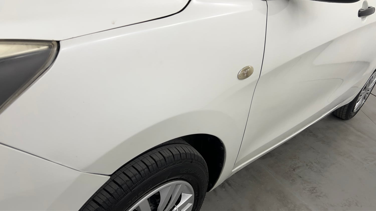 Used 2015 Maruti Suzuki Celerio VXi AMT Petrol Automatic dents MINOR SCRATCH