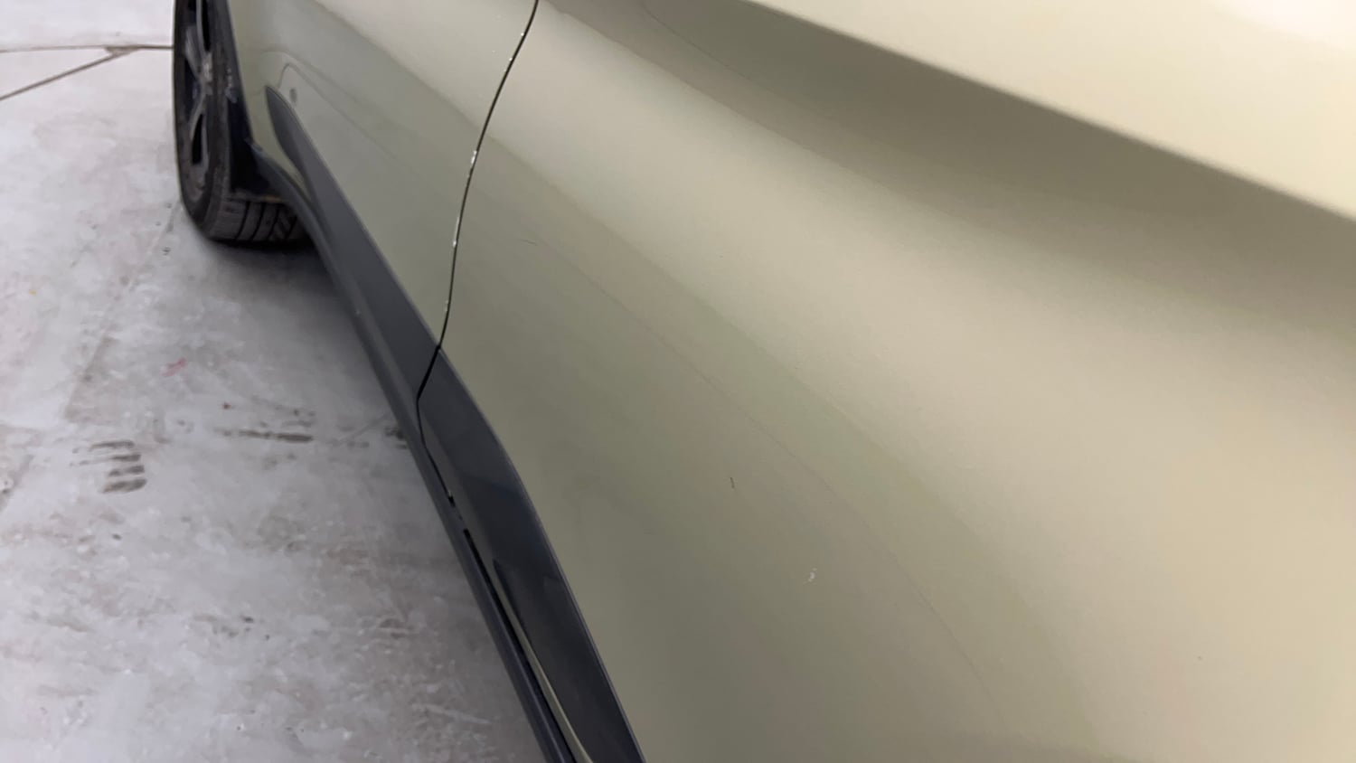 Used 2022 Tata Nexon Kaziranga XZA Plus (Premium) Petrol Automatic dents MINOR SCRATCH
