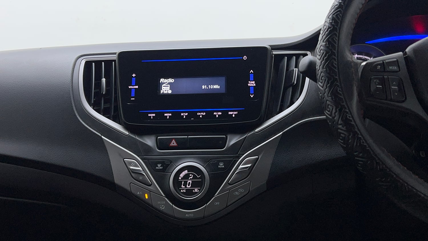 Used 2021 Maruti Suzuki Baleno Delta Petrol Manual interior MUSIC SYSTEM & AC CONTROL VIEW