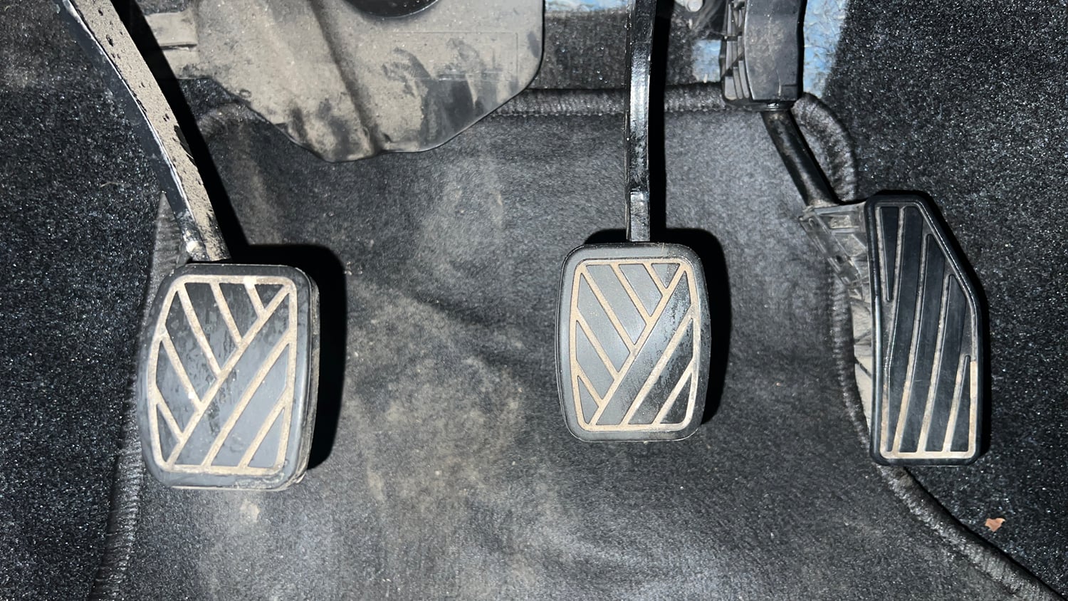 Used 2021 Maruti Suzuki XL6 Zeta MT Petrol Petrol Manual interior PEDALS VIEW