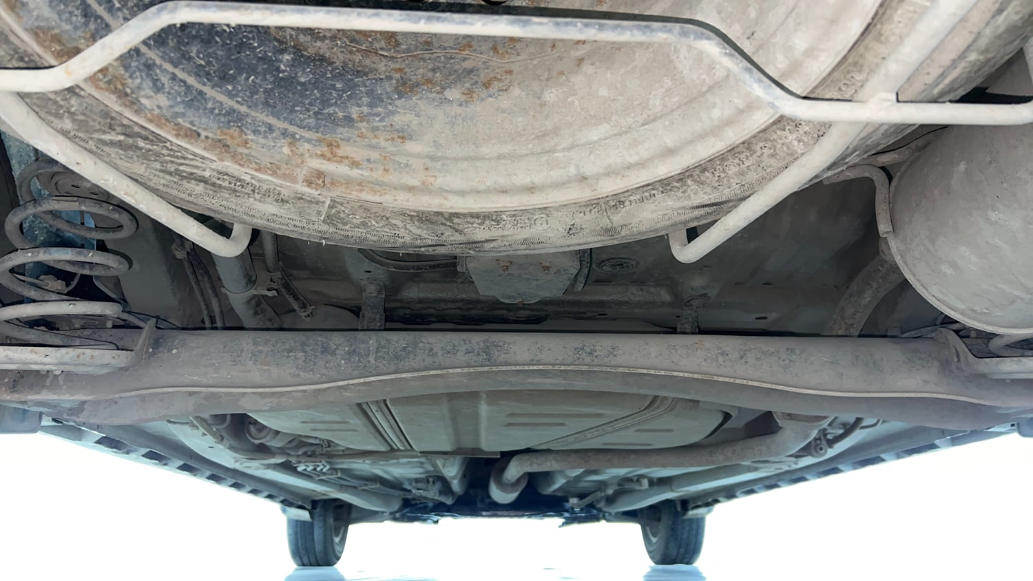 Used 2021 Maruti Suzuki XL6 Zeta MT Petrol Petrol Manual extra REAR UNDERBODY VIEW (TAKEN FROM REAR)
