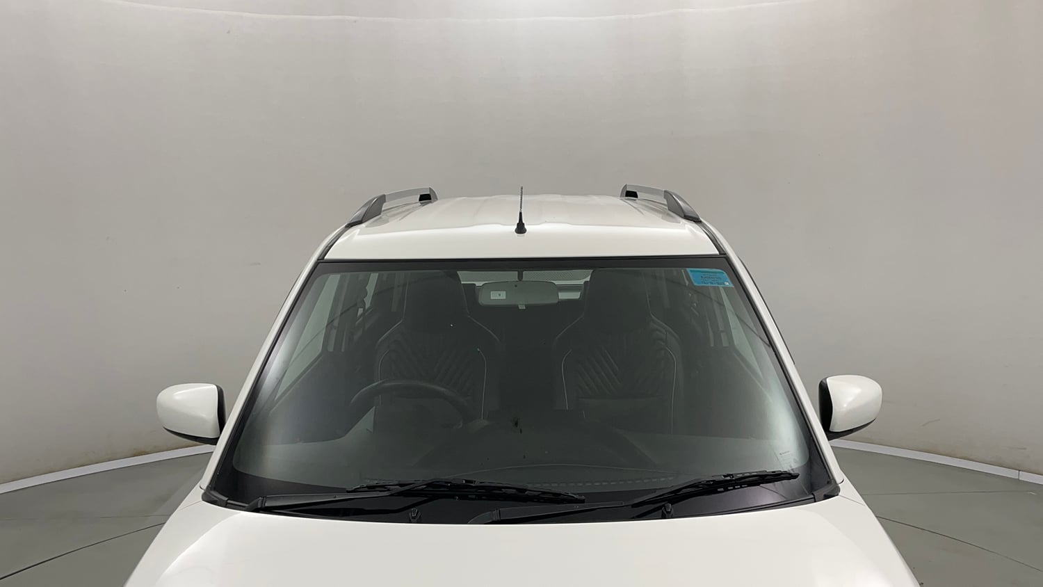 Used 2022 Maruti Suzuki Wagon R VXI 1.0 Petrol Manual exterior FRONT WINDSHIELD VIEW