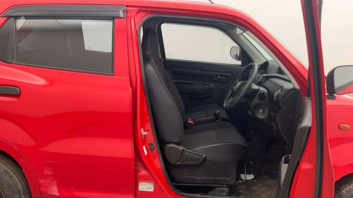 Used 2019 Maruti Suzuki S-Presso VXi Petrol Manual interior RIGHT SIDE FRONT DOOR CABIN VIEW