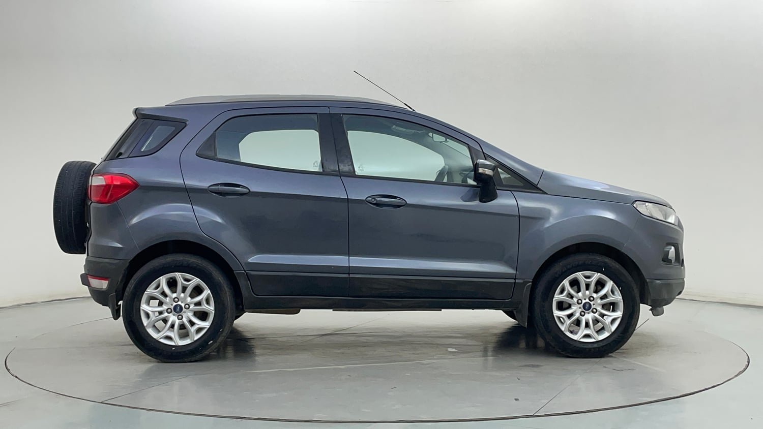 Used 2017 Ford EcoSport Titanium 1.5L Ti-VCT Petrol Manual exterior RIGHT SIDE VIEW