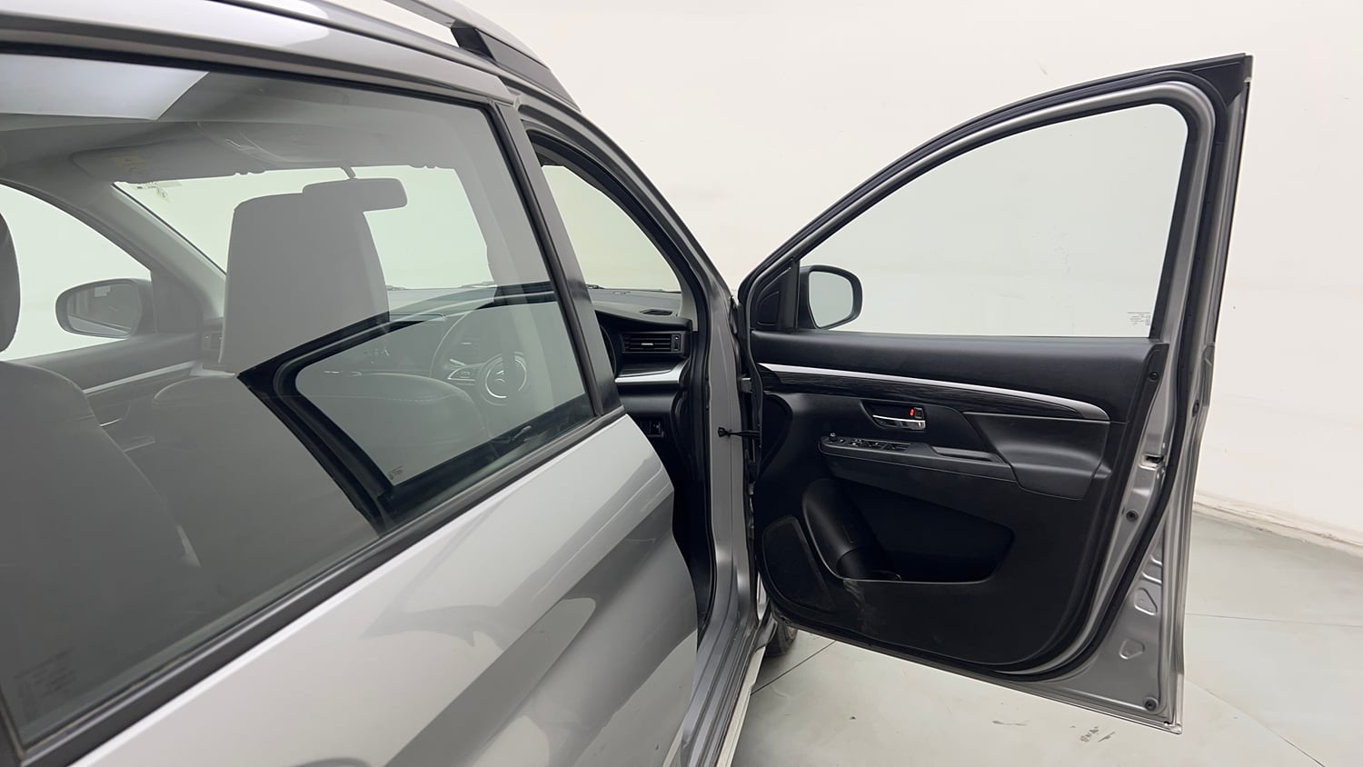 Used 2021 Maruti Suzuki XL6 Zeta MT Petrol Petrol Manual interior RIGHT FRONT DOOR OPEN VIEW