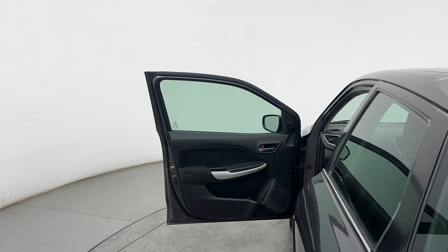 Used 2017 Maruti Suzuki Baleno Alpha 1.2 Petrol Manual interior LEFT FRONT DOOR OPEN VIEW
