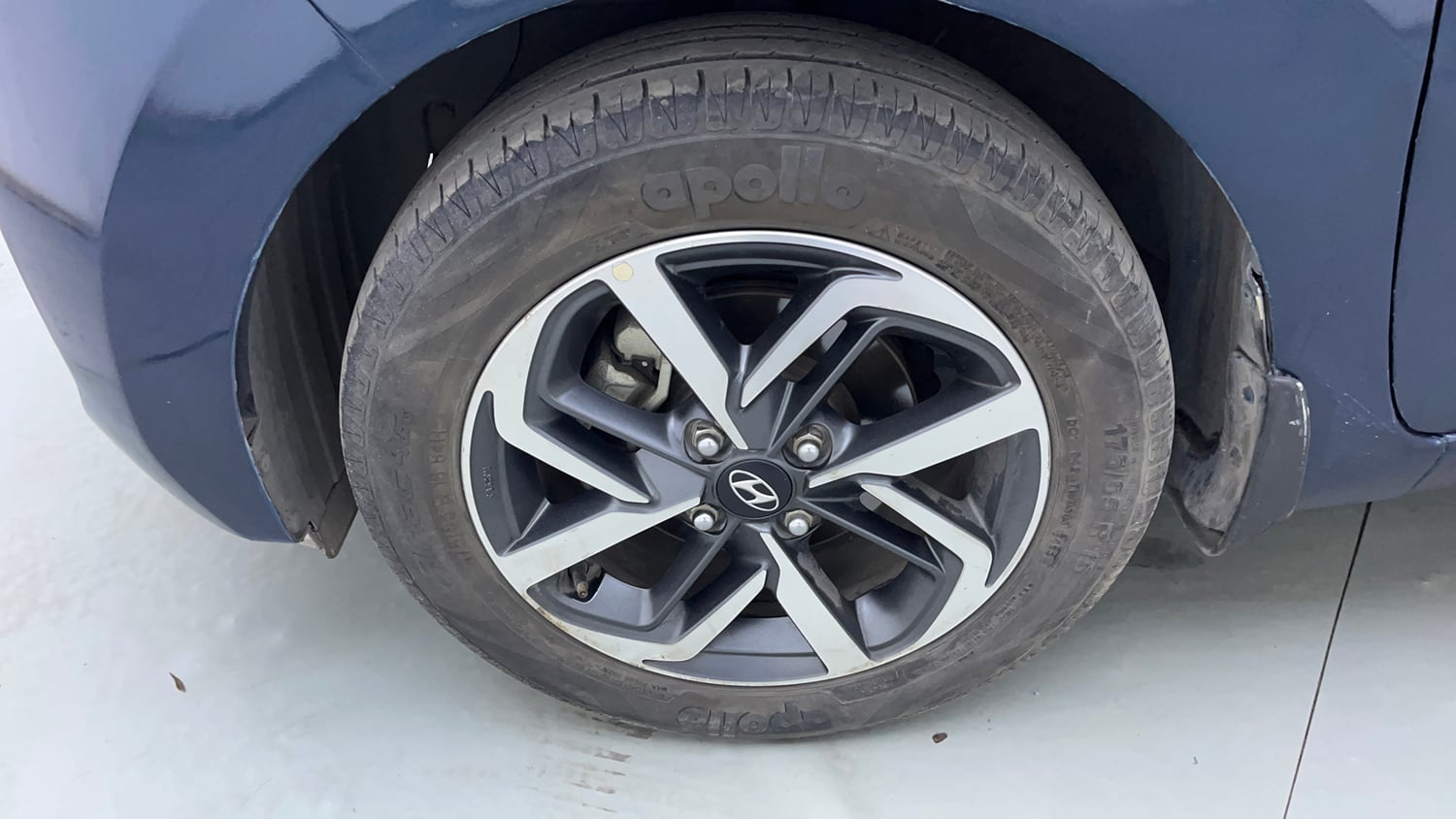 Used 2020 Hyundai Grand i10 Nios Asta AMT 1.2 Kappa VTVT Petrol Automatic tyres LEFT FRONT TYRE RIM VIEW