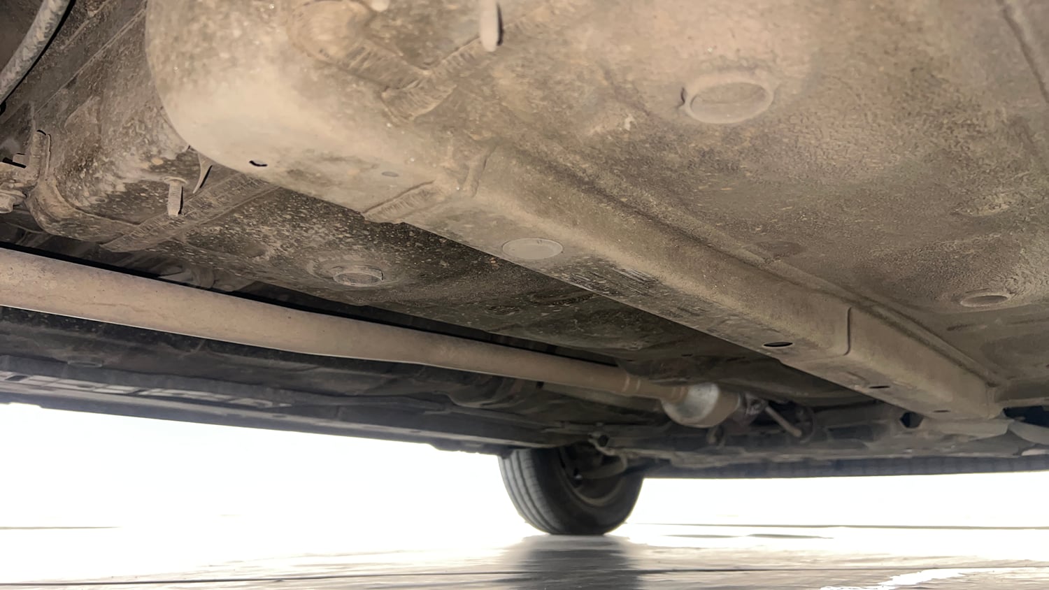 Used 2021 Hyundai Santro Sportz Petrol Manual extra REAR RIGHT UNDERBODY VIEW