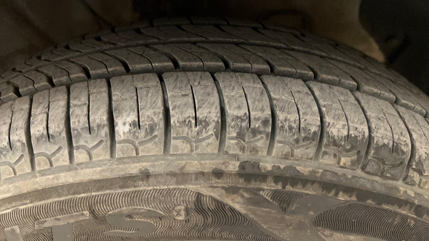 Used 2021 hyundai Santro Sportz Executive CNG Cng Manual tyres RIGHT FRONT TYRE TREAD VIEW