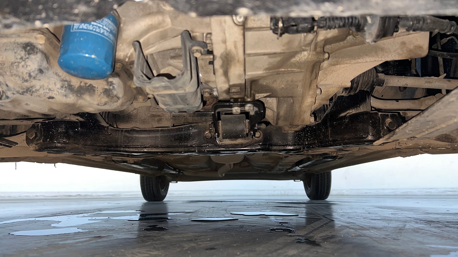 Used 2018 Hyundai Grand i10 Sportz 1.2 Kappa VTVT Petrol Manual extra FRONT LEFT UNDERBODY VIEW