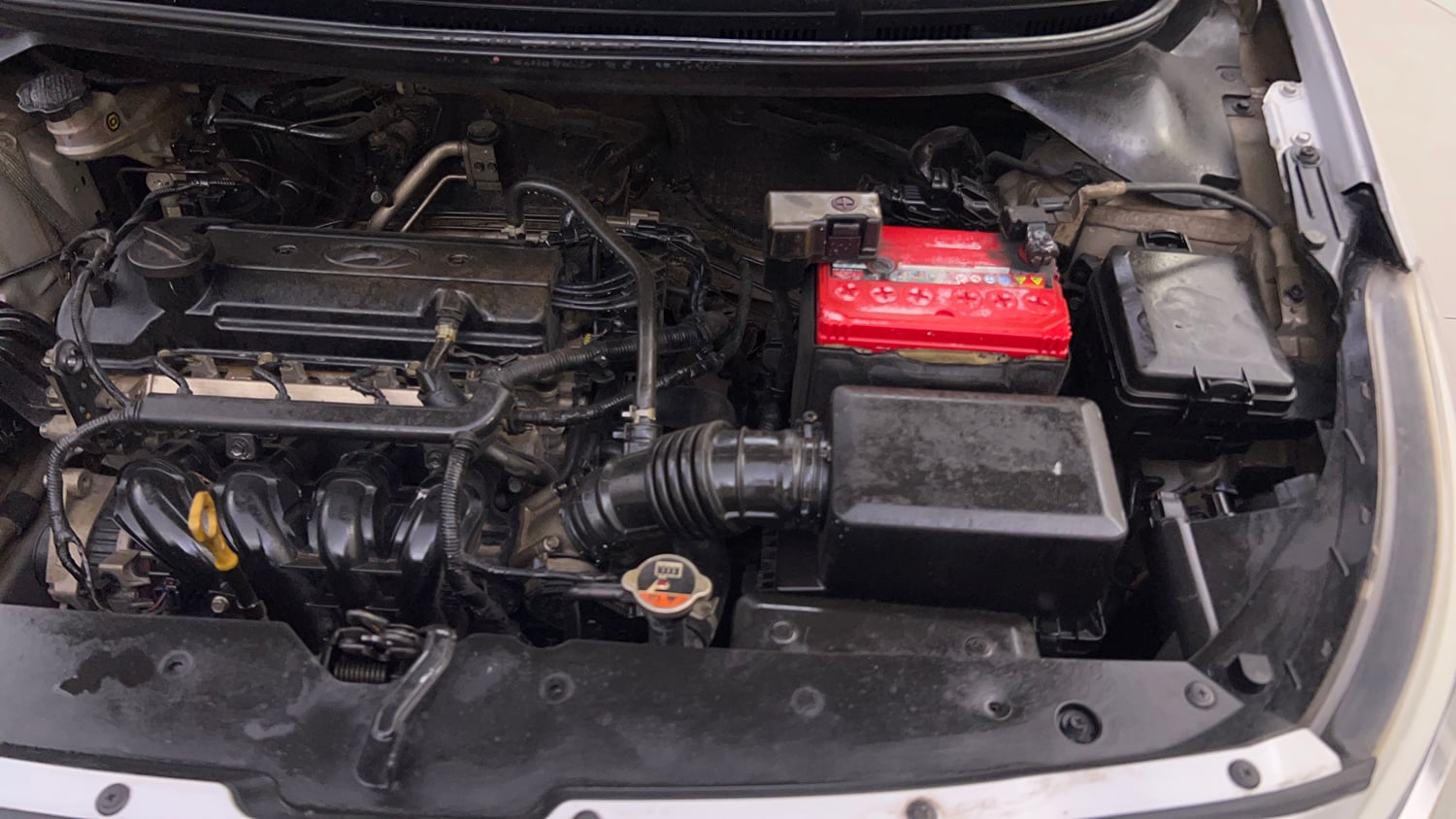 Used 2016 Hyundai Elite i20 Magna 1.2 Petrol Manual engine ENGINE LEFT SIDE VIEW