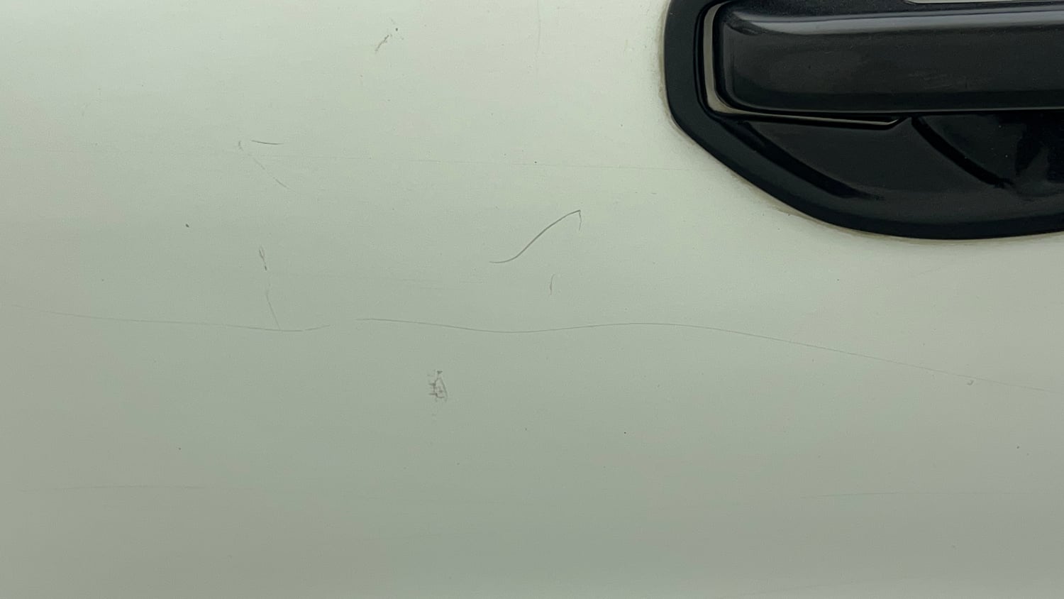 Used 2022 Renault Kiger RXT MT Petrol Manual dents MINOR SCRATCH