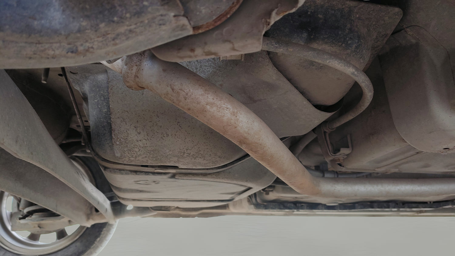 Used 2013 Hyundai Grand i10 Asta 1.2 Kappa VTVT Petrol Manual extra REAR RIGHT UNDERBODY VIEW