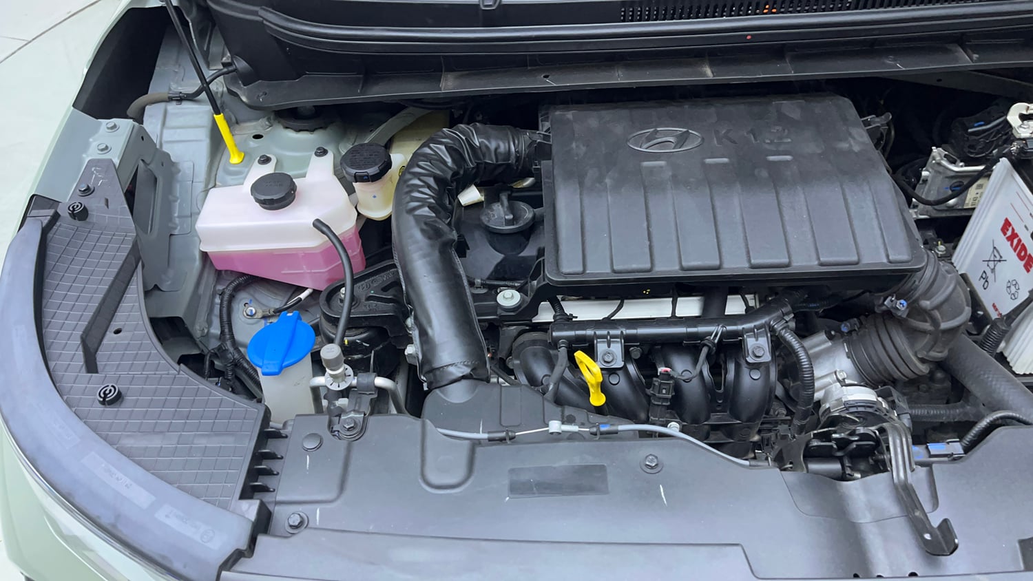 Used 2024 Hyundai Exter SX 1.2 MT Dual Tone Petrol Manual engine ENGINE RIGHT SIDE VIEW