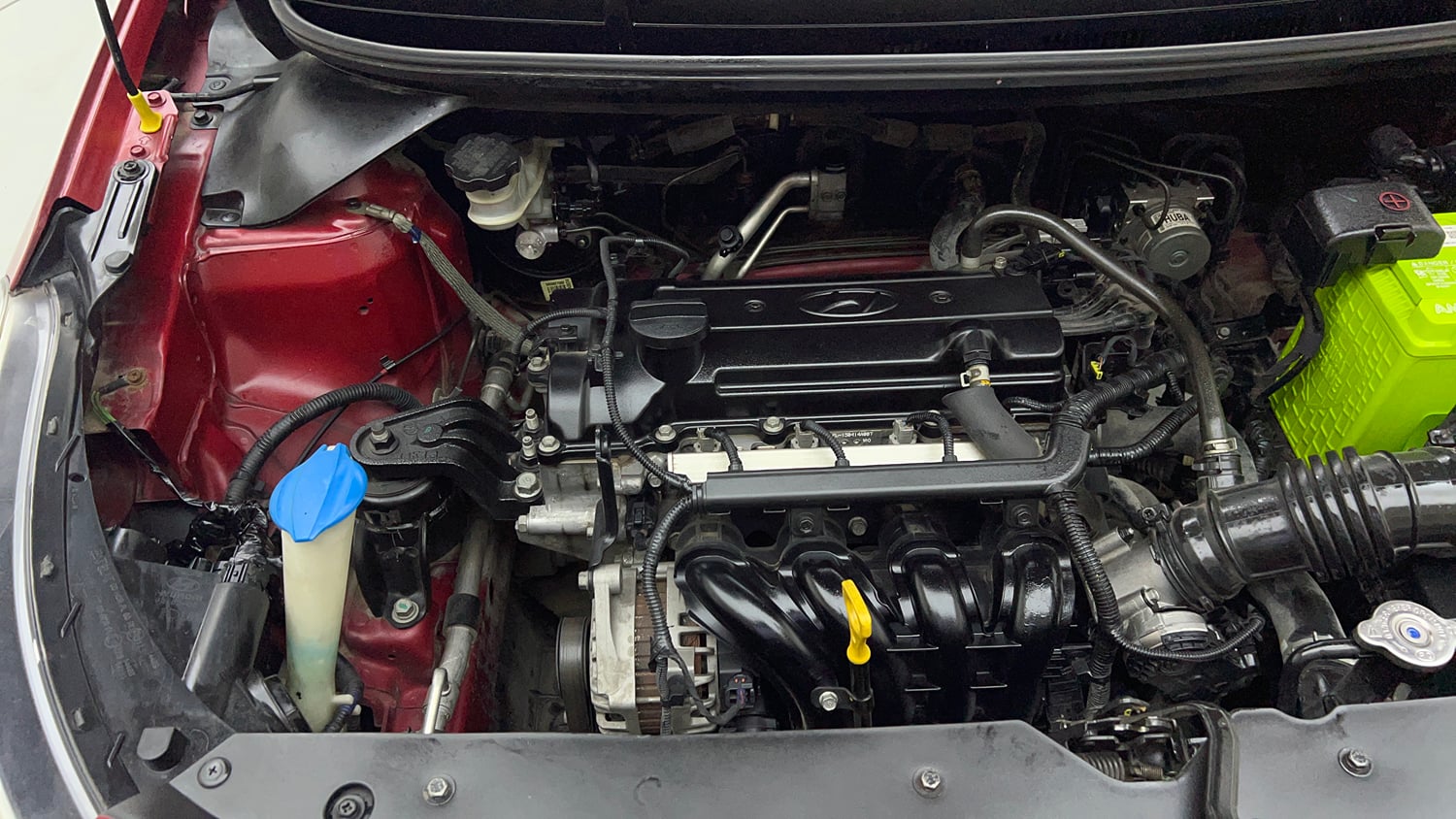 Used 2015 Hyundai Elite i20 Asta 1.2 Petrol Manual engine ENGINE RIGHT SIDE VIEW