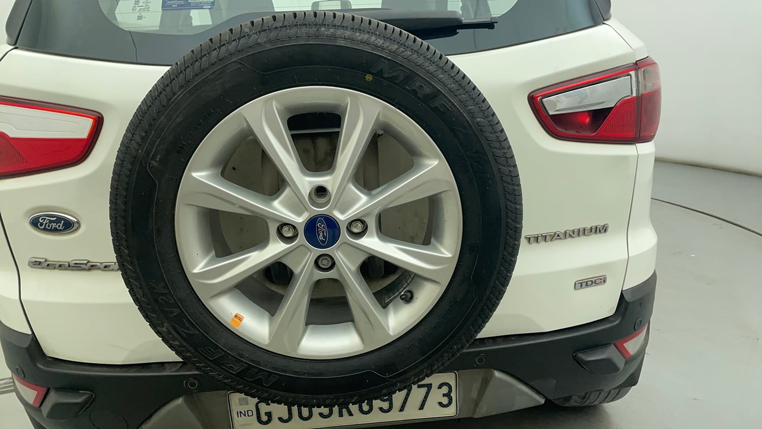 Used 2019 Ford EcoSport Titanium 1.5L TDCi Diesel Manual tyres SPARE TYRE VIEW
