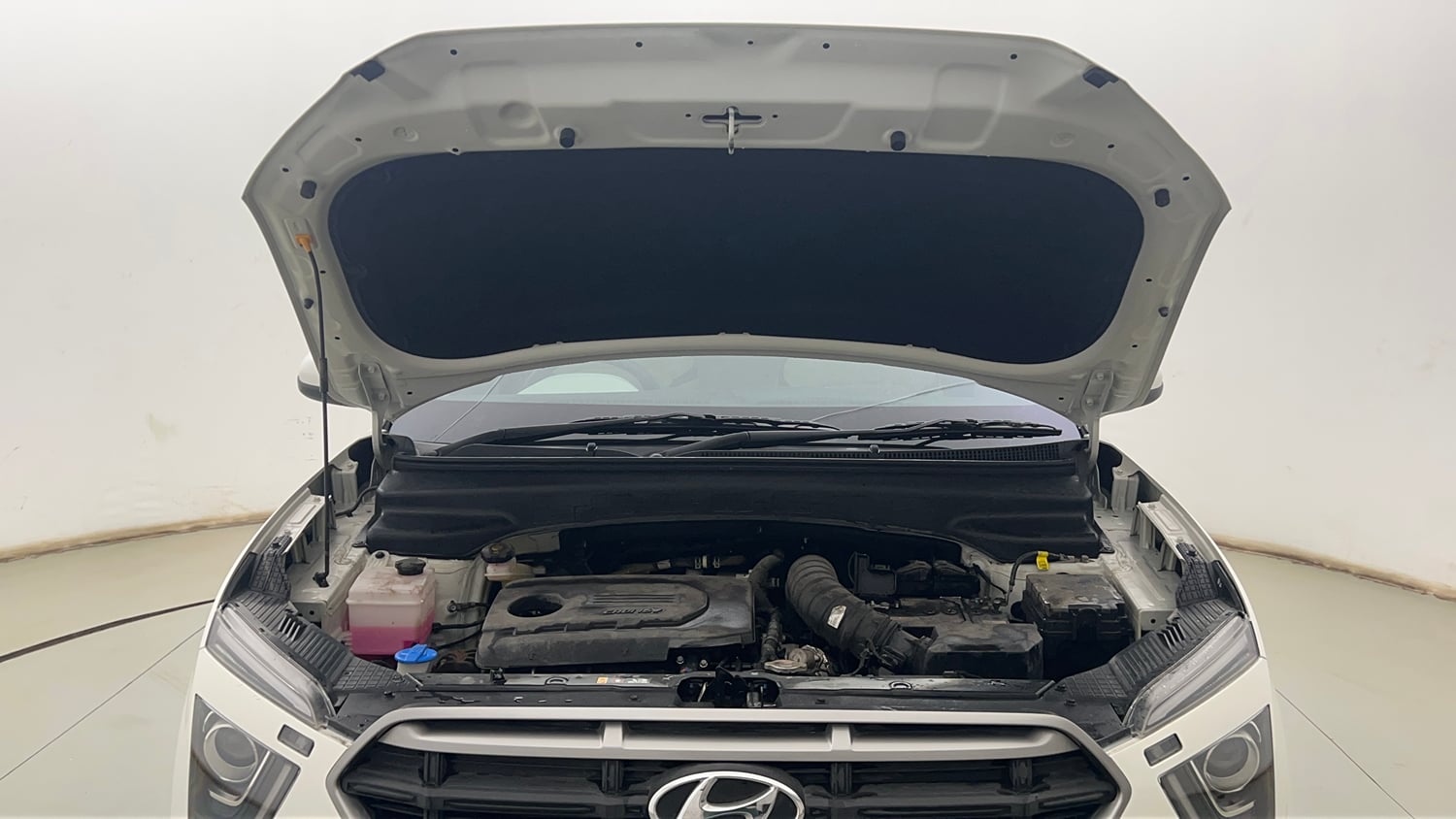 Used 2022 Hyundai Creta E 1.5 Diesel Diesel Manual engine ENGINE & BONNET OPEN FRONT VIEW