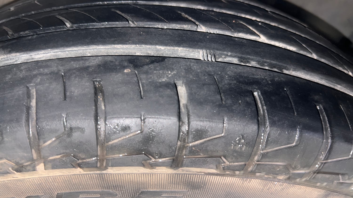 Used 2016 Honda City SV CVT Petrol Automatic tyres LEFT REAR TYRE TREAD VIEW