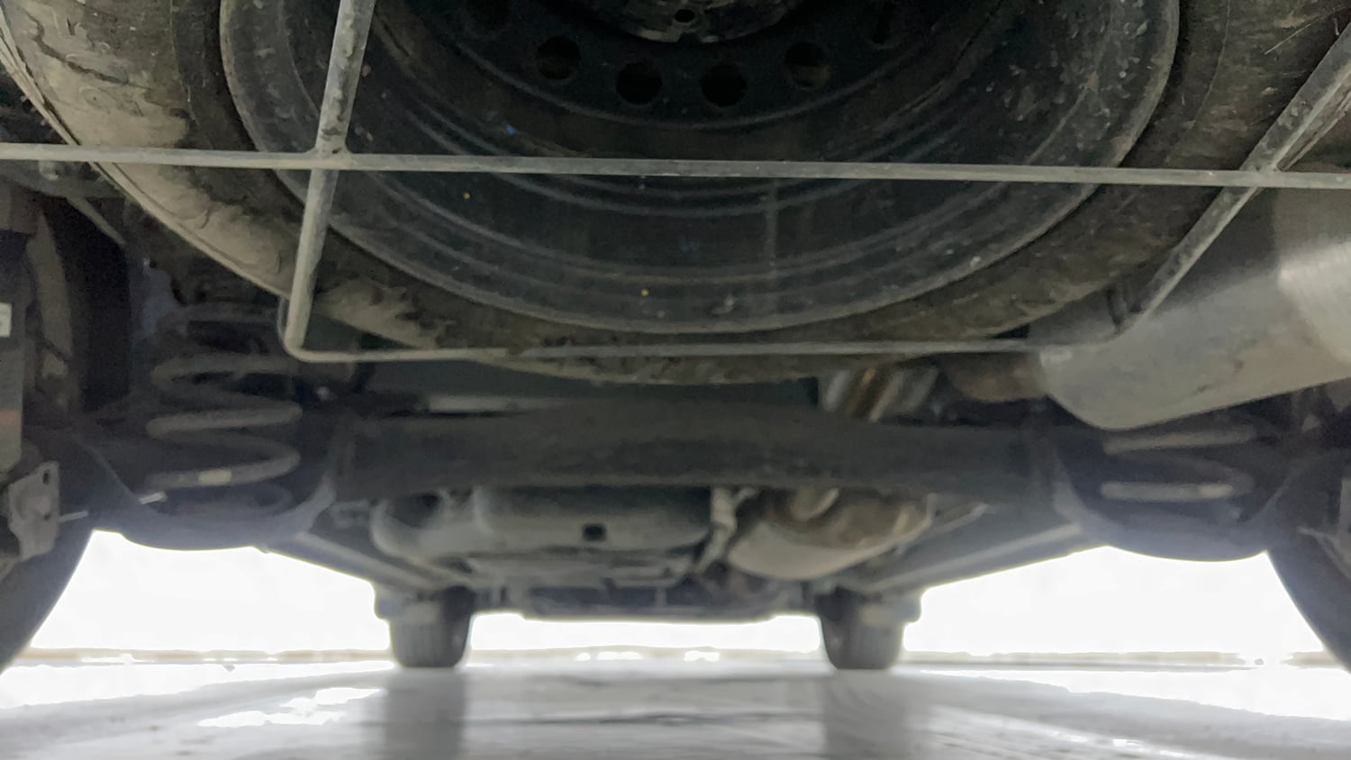 Used 2023 Toyota Innova Hycross VX Hybrid 7 STR Hybrid Automatic extra REAR UNDERBODY VIEW (TAKEN FROM REAR)