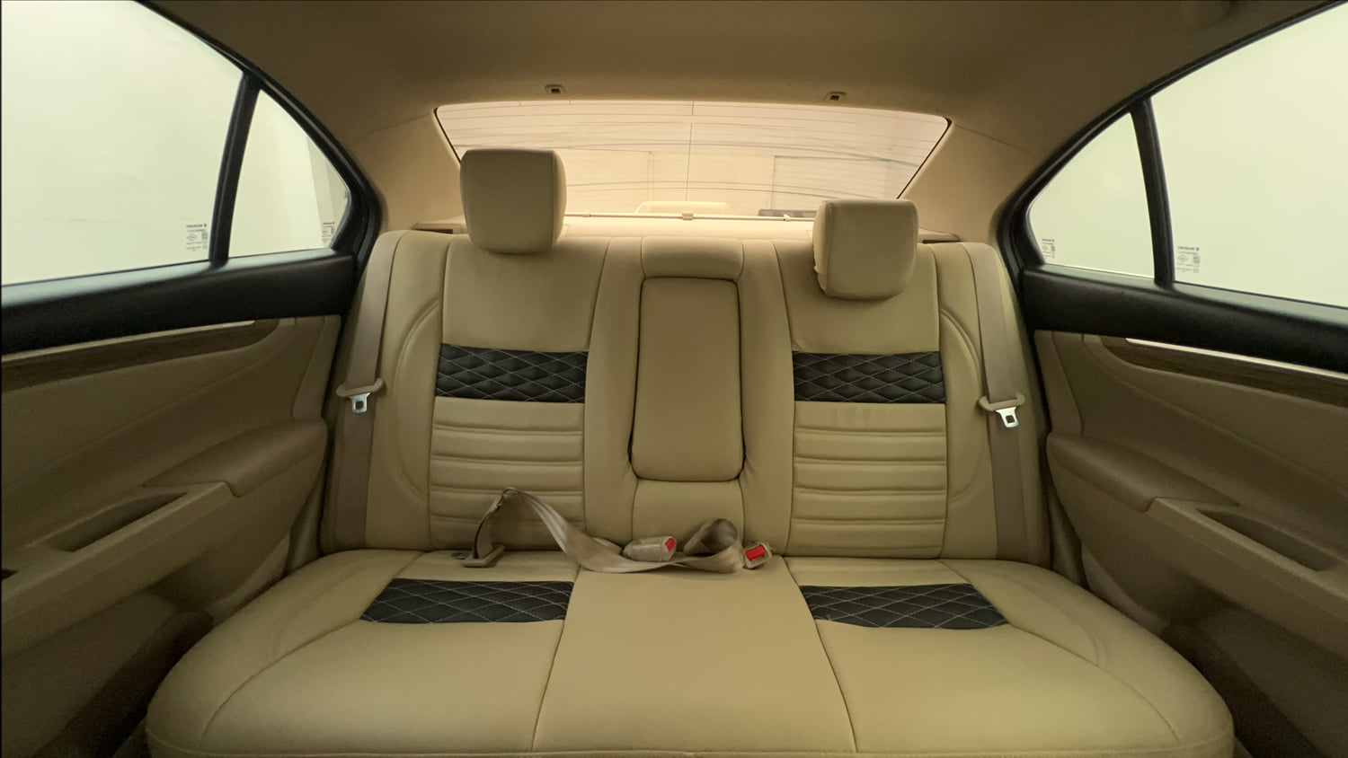Used 2020 Maruti Suzuki Ciaz Alpha 1.5 AT Petrol Automatic interior REAR SEAT CONDITION VIEW