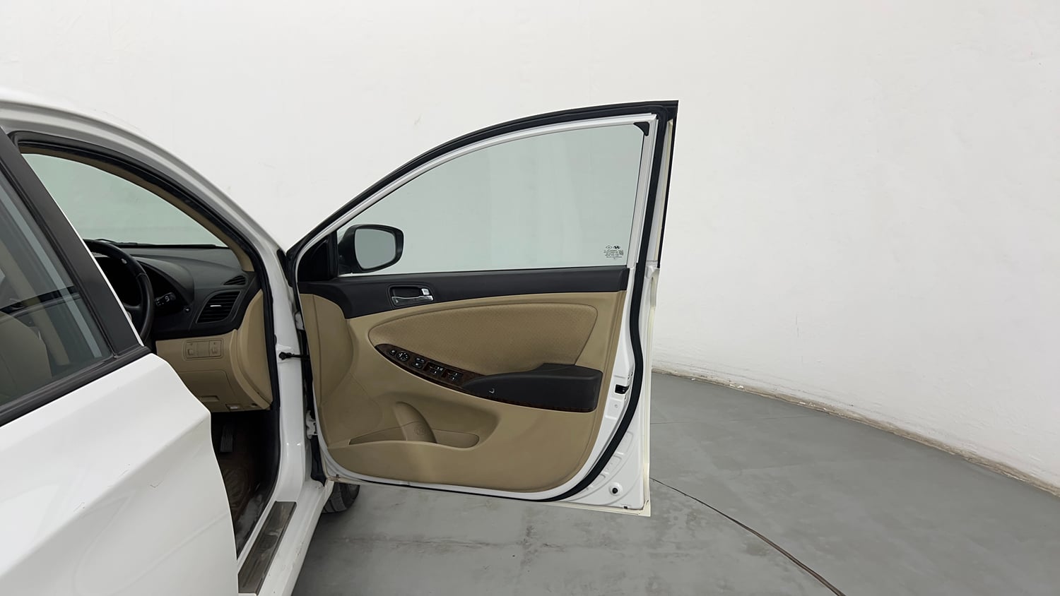 Used 2014 Hyundai Verna Fluidic 1.6 VTVT SX Petrol Manual interior RIGHT FRONT DOOR OPEN VIEW