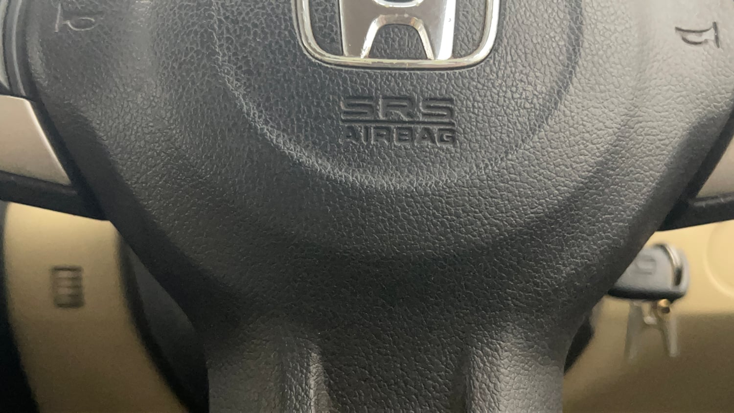 Used 2017 Honda Amaze 1.2 S i-VTEC Opt Petrol Manual top_features Airbags
