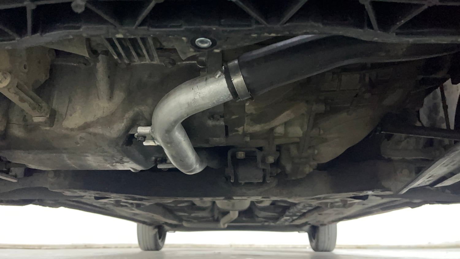 Used 2015 Hyundai Xcent S 1.1 CRDi Diesel Manual extra FRONT LEFT UNDERBODY VIEW
