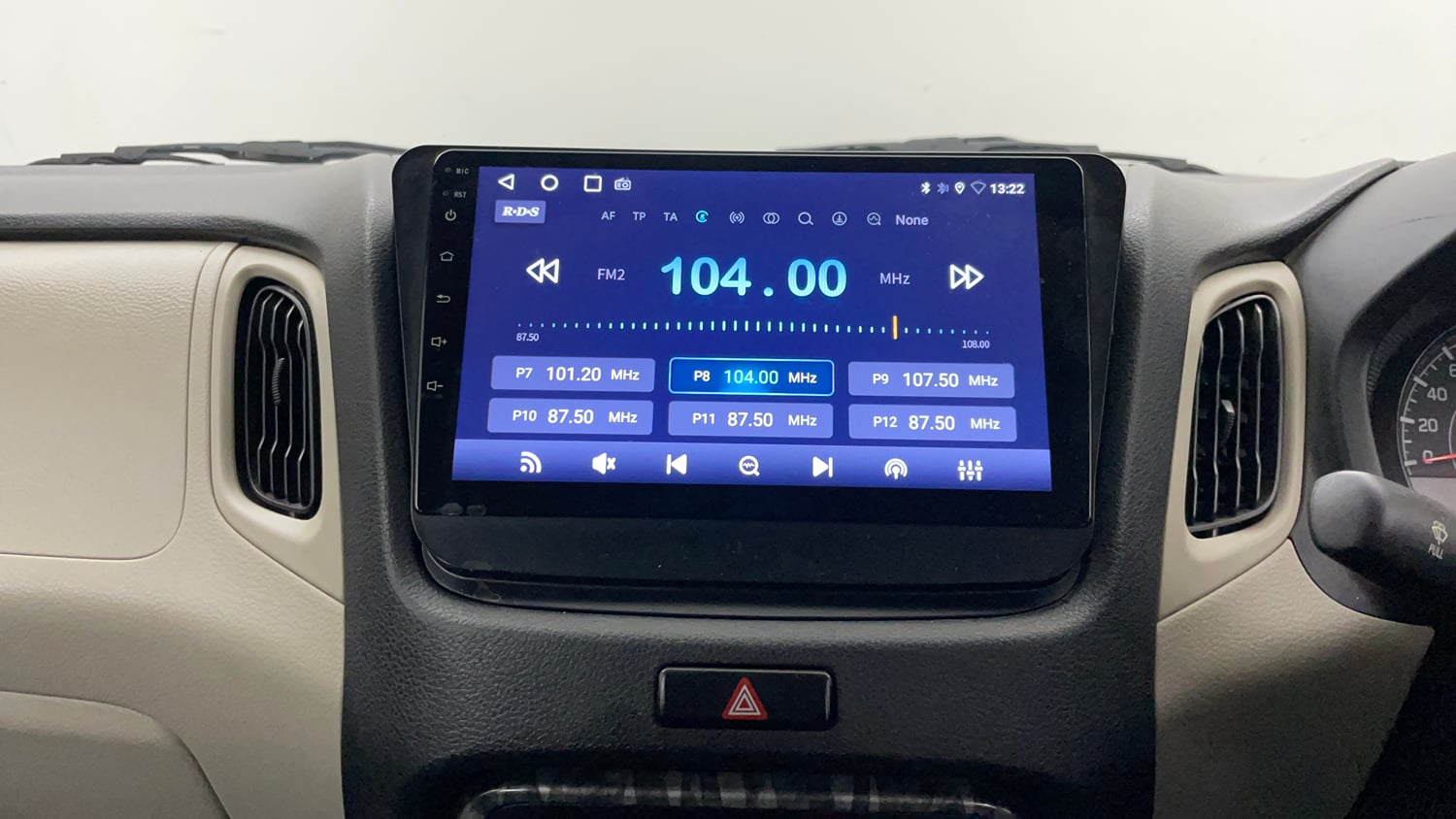 Used 2022 Maruti Suzuki Wagon R VXI 1.0 Petrol Manual interior MUSIC SYSTEM & AC CONTROL VIEW