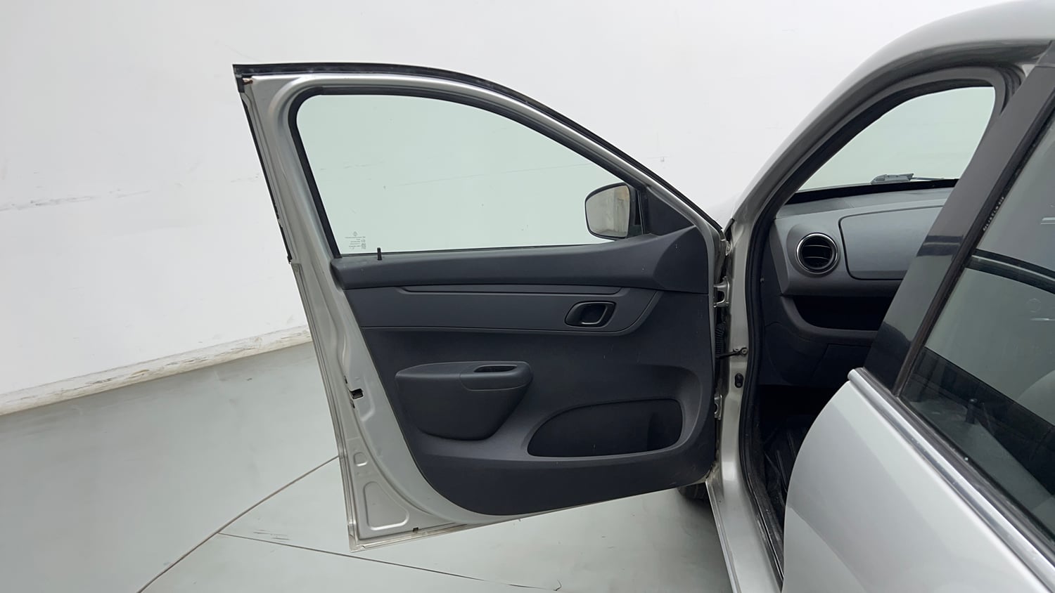 Used 2017 Renault Kwid 1.0 RXT AMT Petrol Automatic interior LEFT FRONT DOOR OPEN VIEW