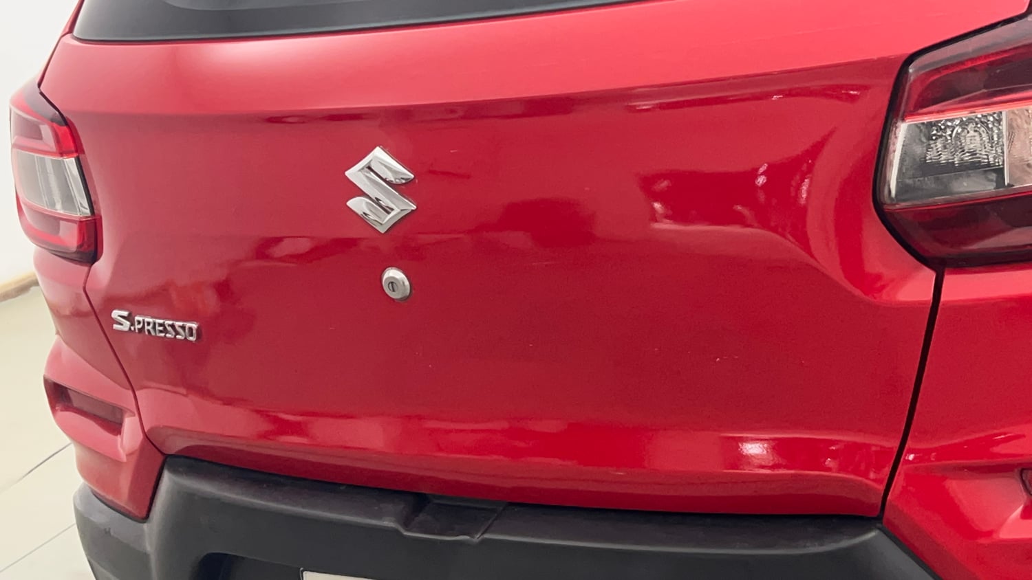 Used 2019 Maruti Suzuki S-Presso VXi Petrol Manual dents MINOR DENT