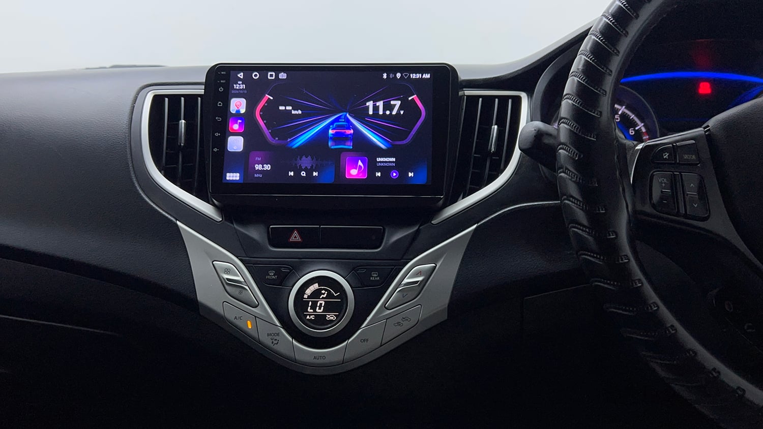 Used 2018 Maruti Suzuki Baleno Delta 1.2 Petrol Manual interior MUSIC SYSTEM & AC CONTROL VIEW
