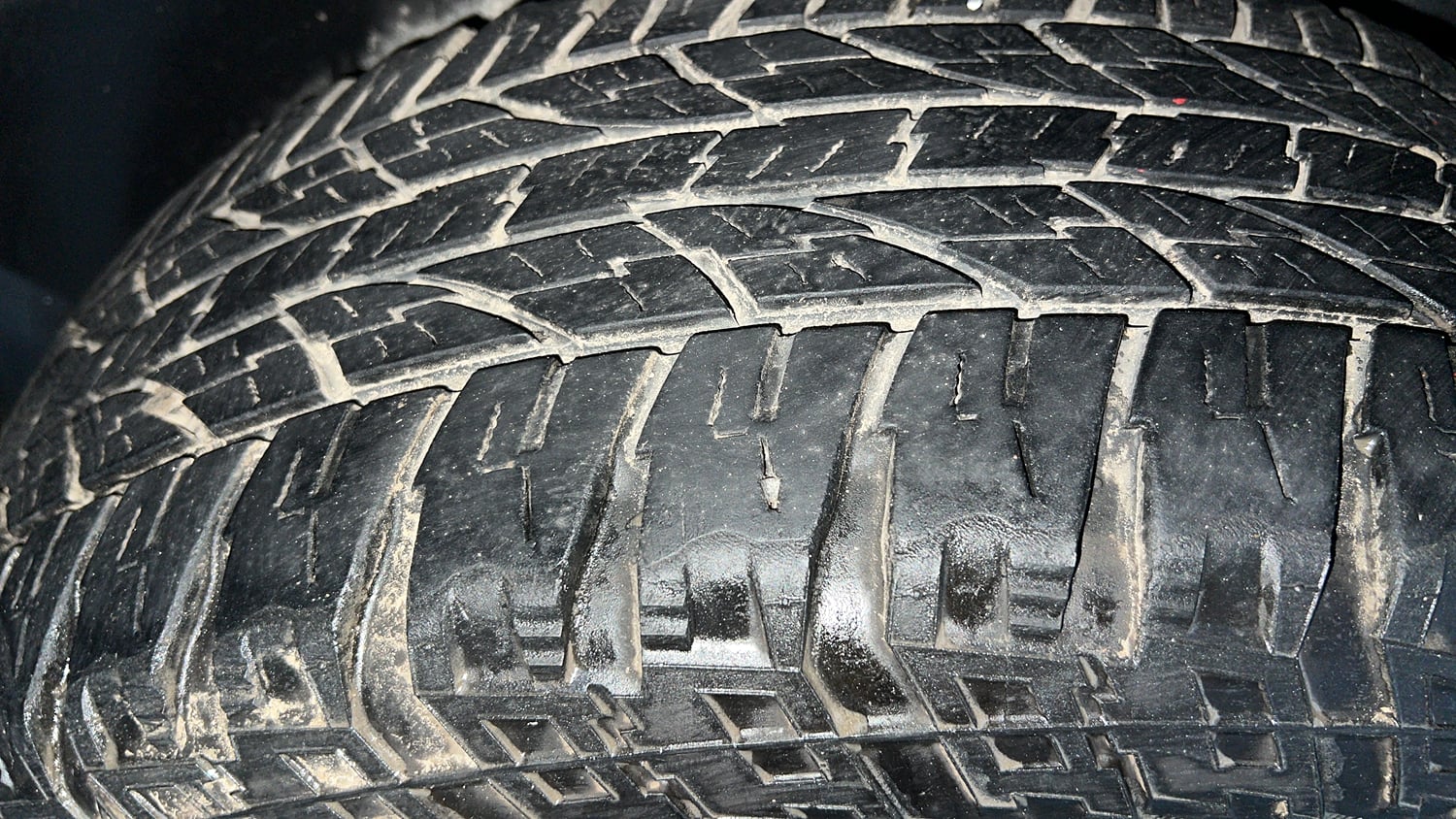 Used 2021 Tata Harrier XZ Diesel Manual tyres RIGHT REAR TYRE TREAD VIEW