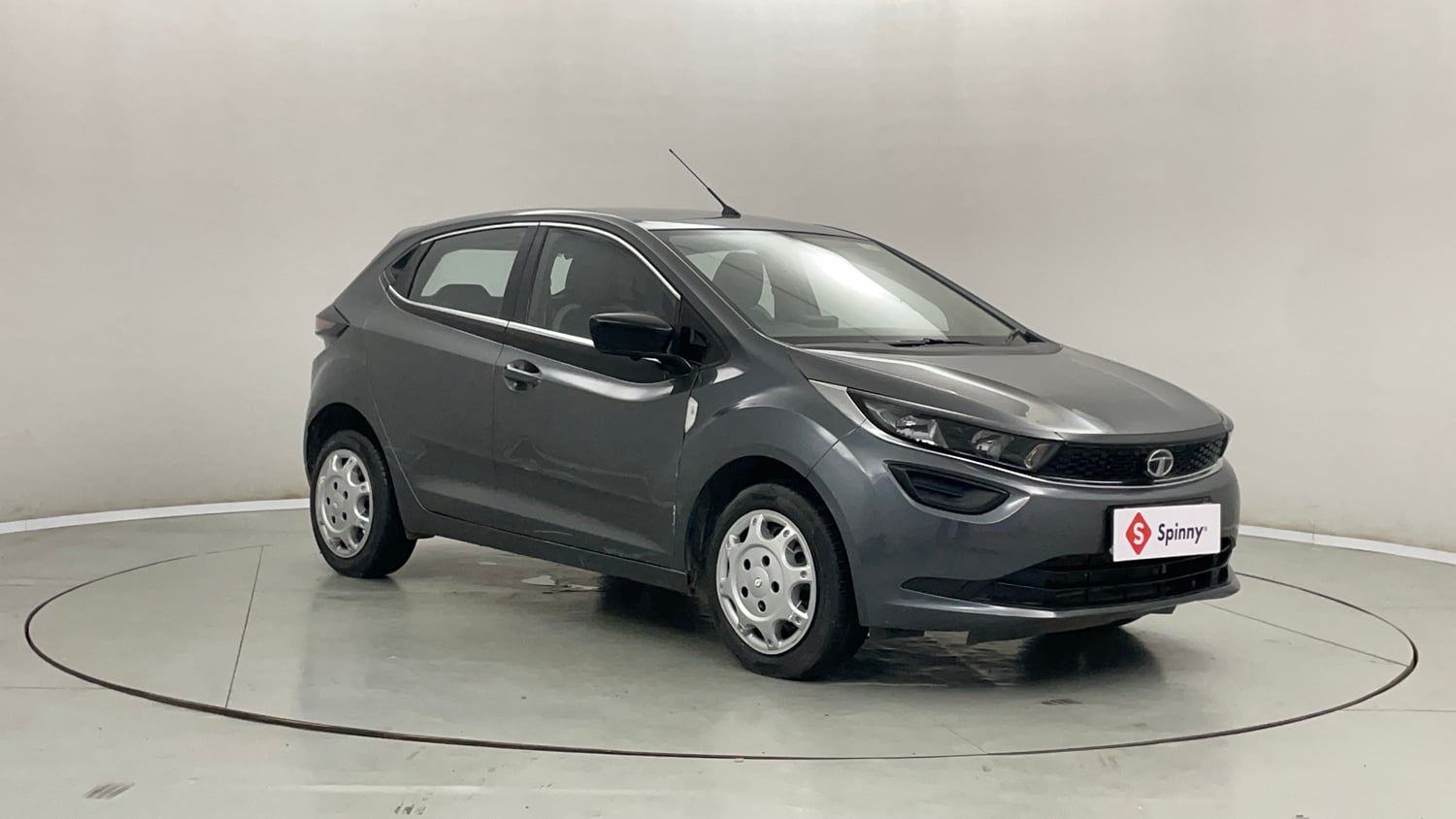 Used 2022 Tata Altroz XM Plus Petrol Petrol Manual exterior RIGHT FRONT CORNER VIEW