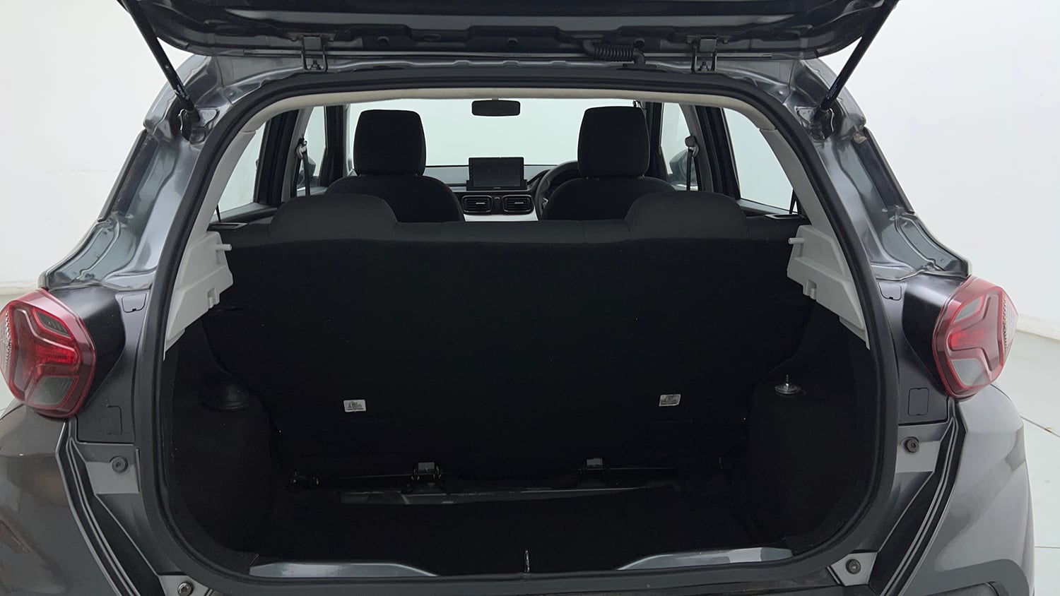 Used 2023 Tata Punch Pure MT Petrol Manual interior DICKY INSIDE VIEW