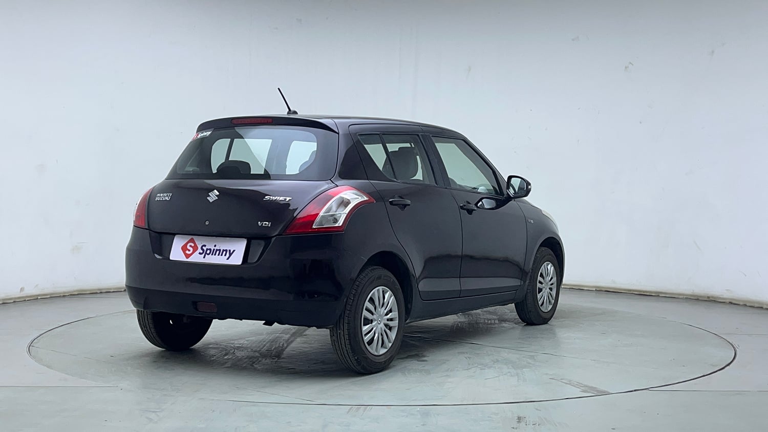 Used 2015 Maruti Suzuki Swift VDi Diesel Manual exterior RIGHT REAR CORNER VIEW