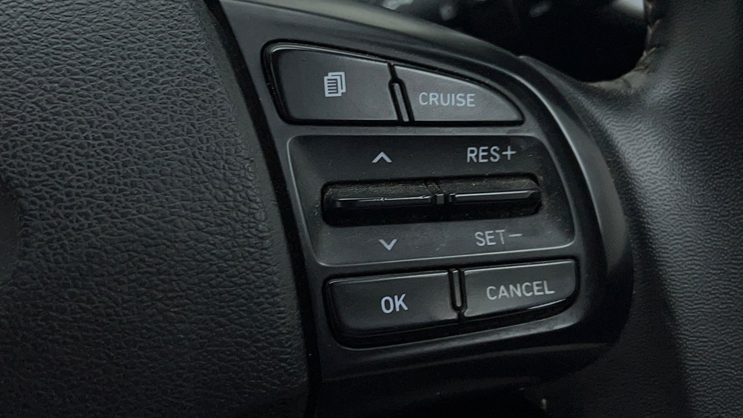 Used 2019 hyundai Venue SX 1.0 (O) Turbo Petrol Petrol Manual top_features Cruise control