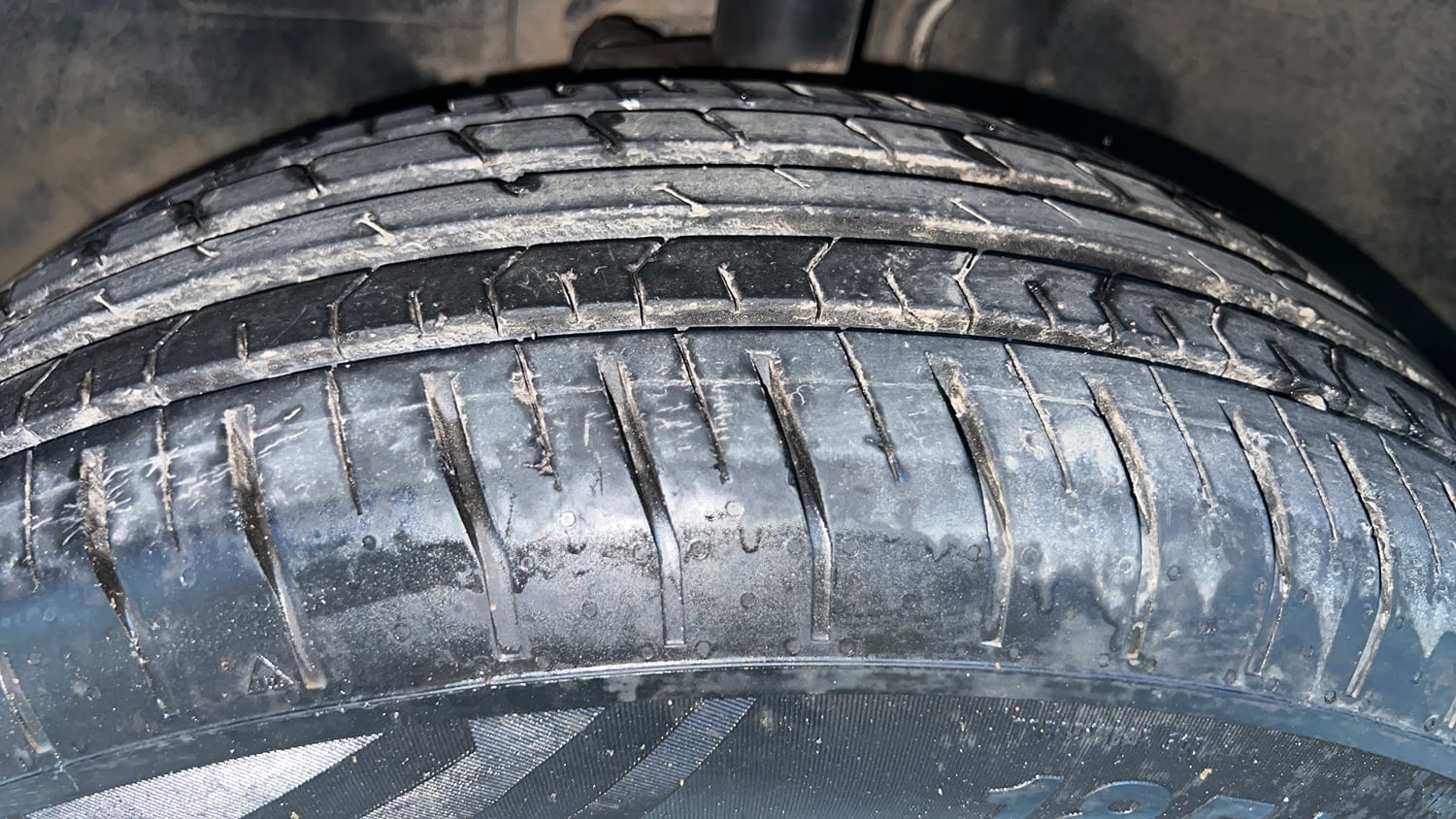 Used 2022 Tata Punch Adventure MT Petrol Manual tyres LEFT FRONT TYRE TREAD VIEW