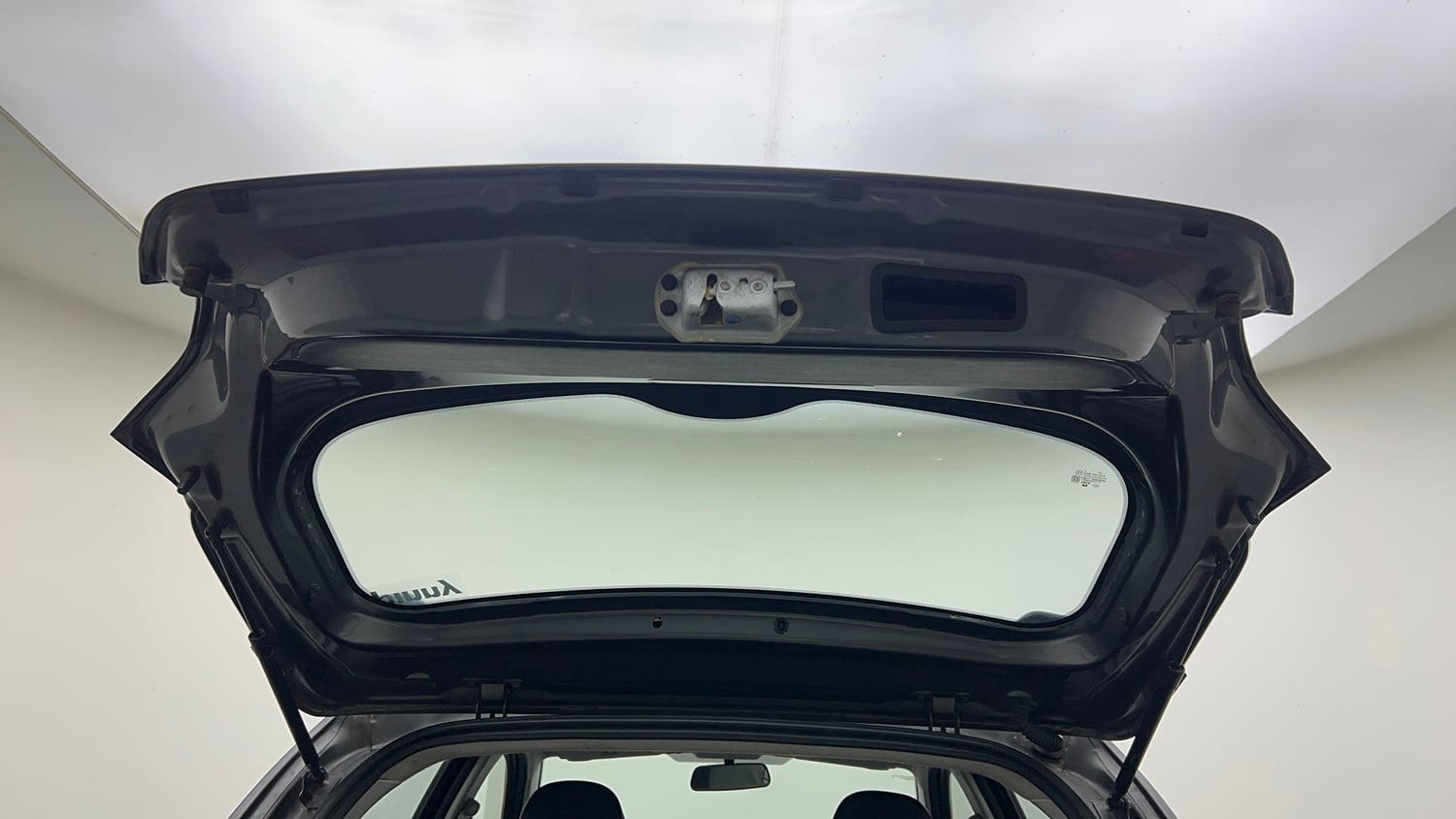 Used 2020 Tata Tiago XT Petrol Manual interior DICKY DOOR OPEN VIEW