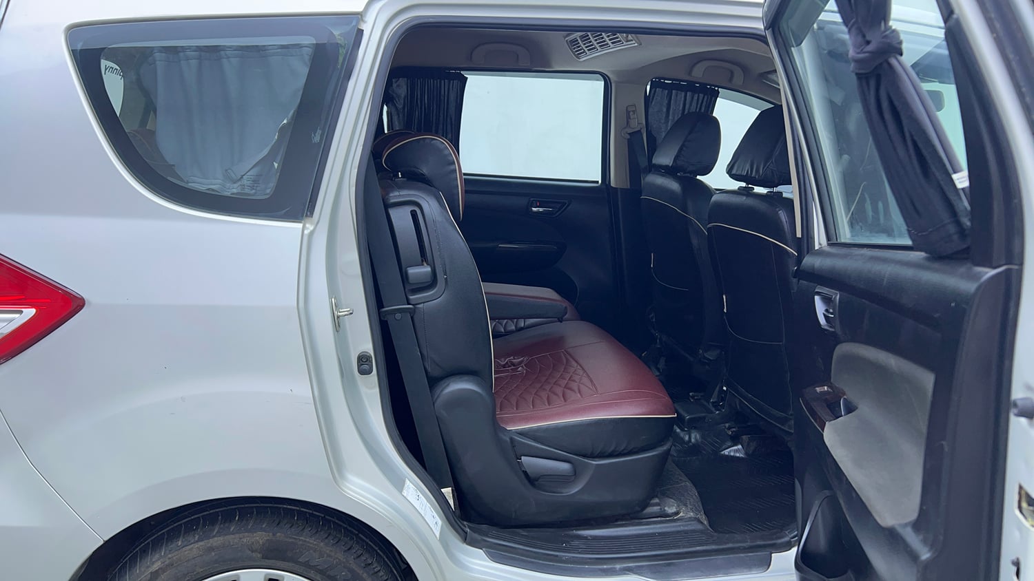 Used 2018 Maruti Suzuki Ertiga VXI CNG (Outside Fitted) Cng Manual interior RIGHT SIDE REAR DOOR CABIN VIEW