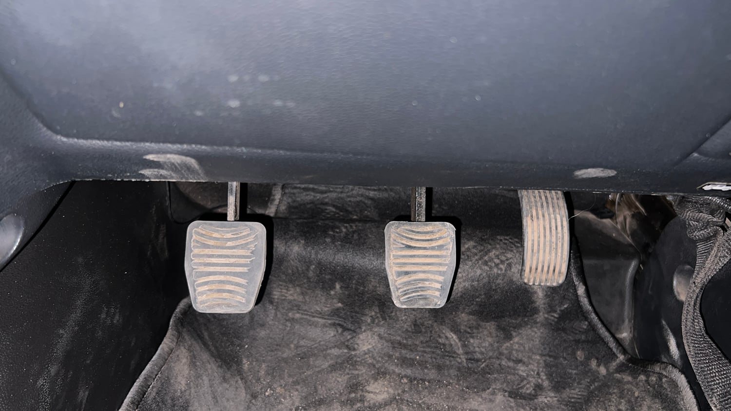 Used 2021 mahindra Thar LX Hard Top Petrol MT 4WD Petrol Manual interior PEDALS VIEW