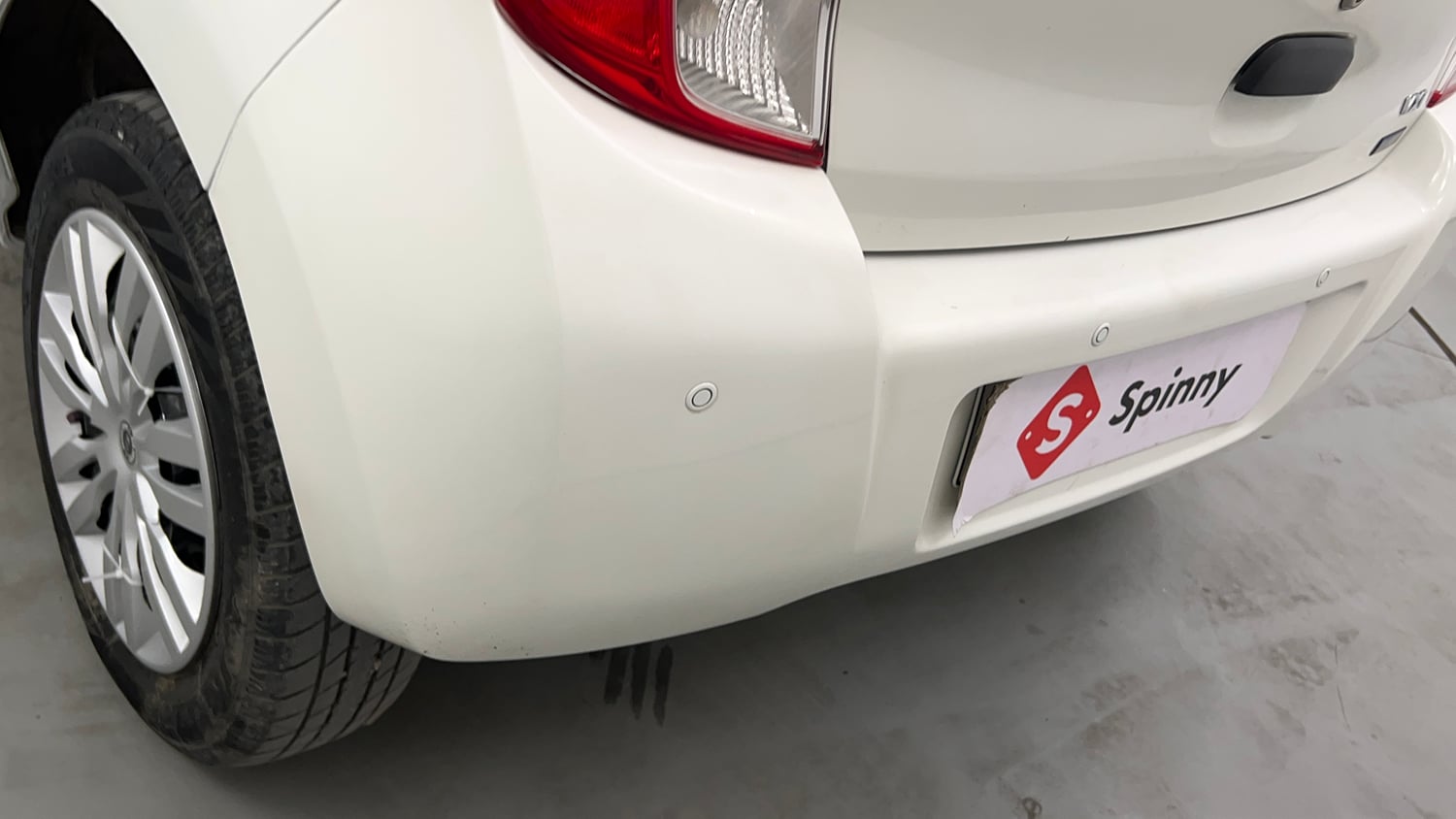 Used 2015 Maruti Suzuki Celerio VXi AMT Petrol Automatic dents MINOR SCRATCH