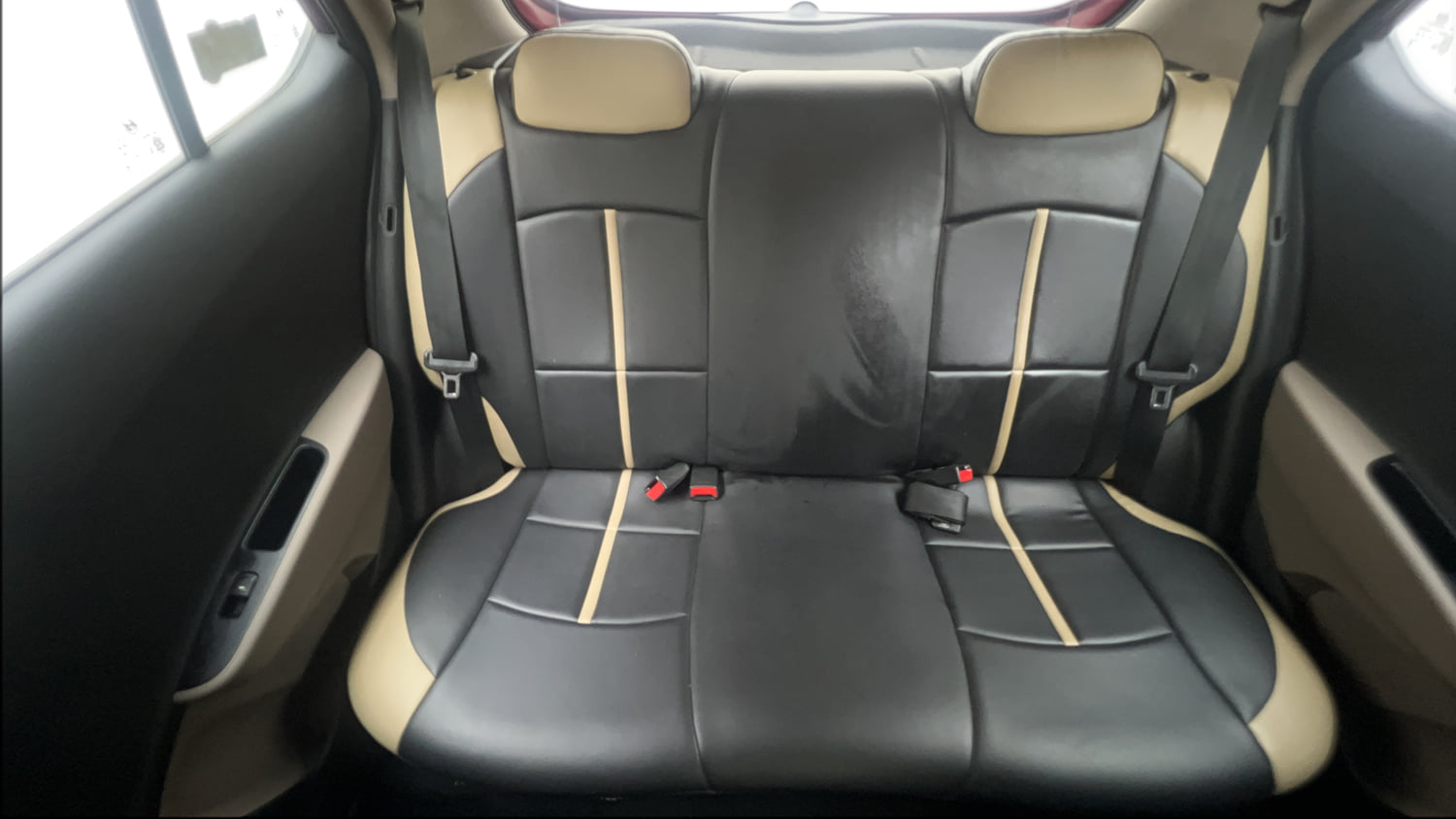 Used 2013 Hyundai Grand i10 Sportz 1.2 Kappa VTVT Petrol Manual interior REAR SEAT CONDITION VIEW