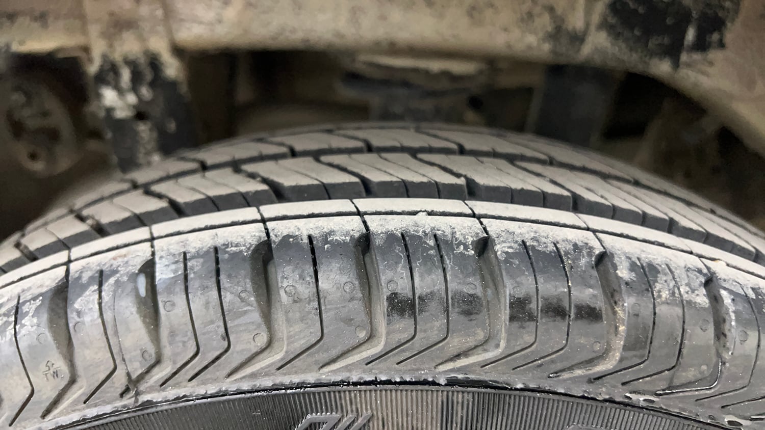 Used 2016 Maruti Suzuki Alto 800 Lxi Petrol Manual tyres RIGHT REAR TYRE TREAD VIEW