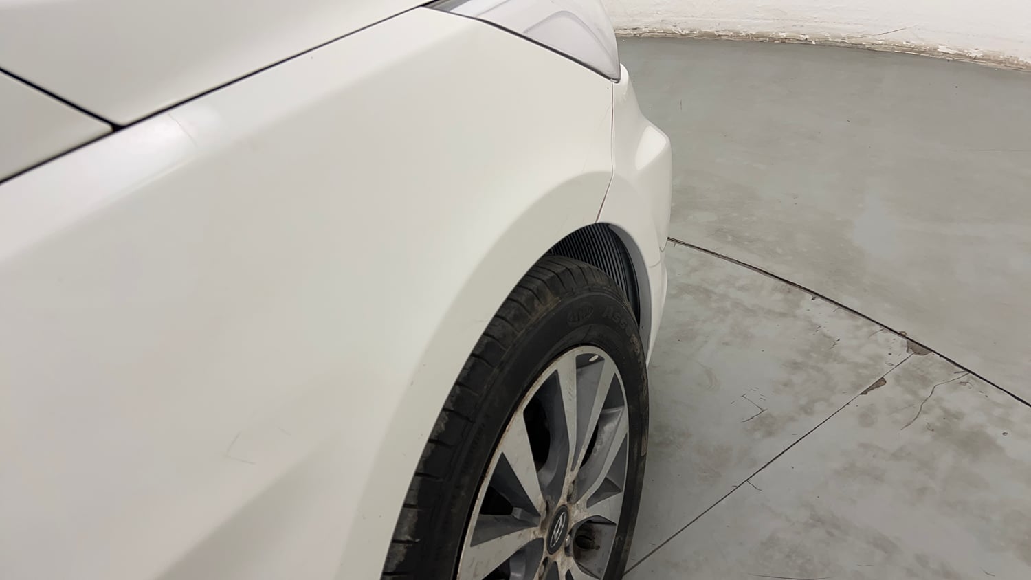Used 2014 Hyundai Verna Fluidic 1.6 VTVT SX Petrol Manual dents MINOR SCRATCH
