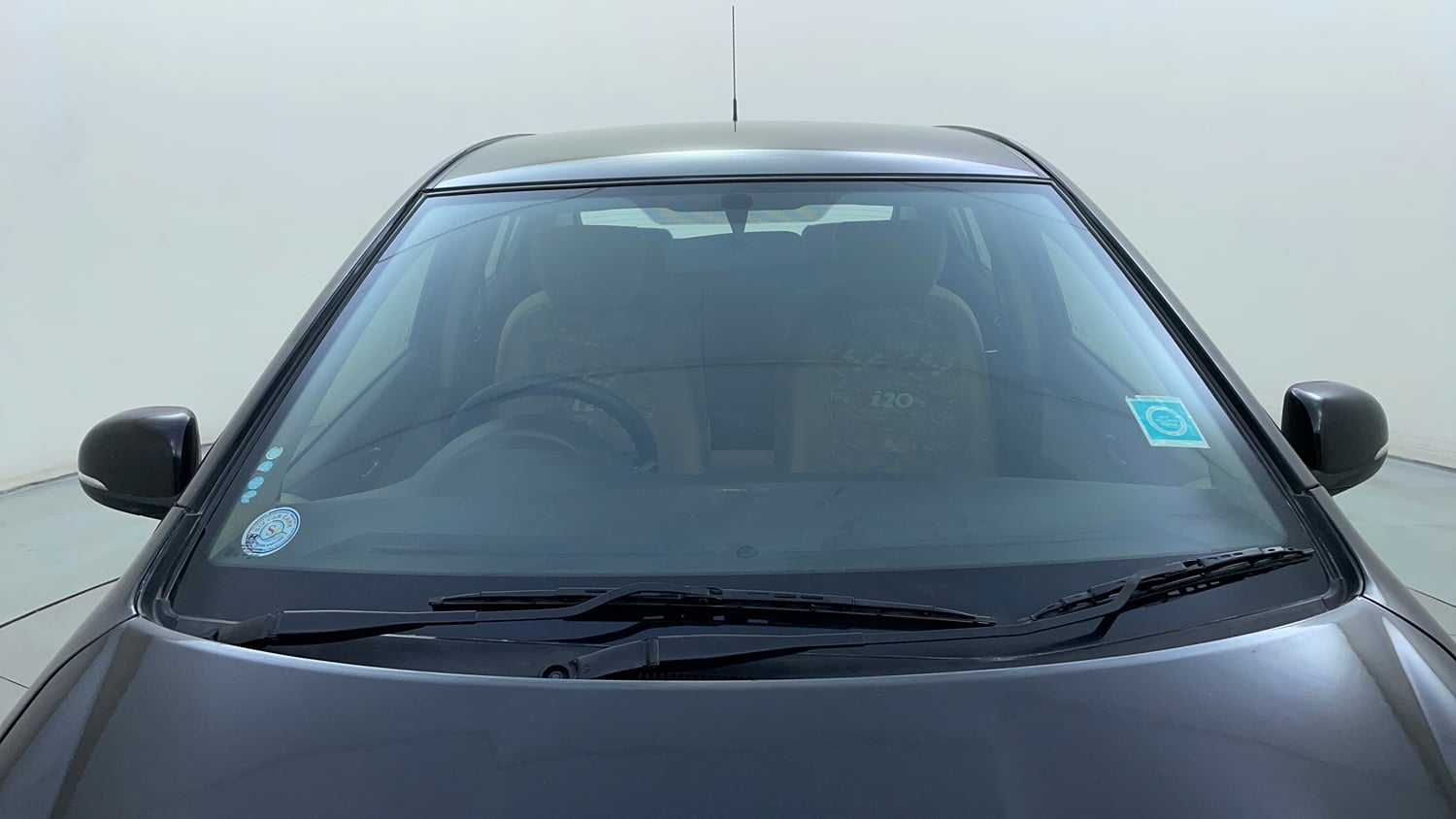 Used 2012 Hyundai i20 Sportz 1.2 BS-IV Petrol Manual exterior FRONT WINDSHIELD VIEW