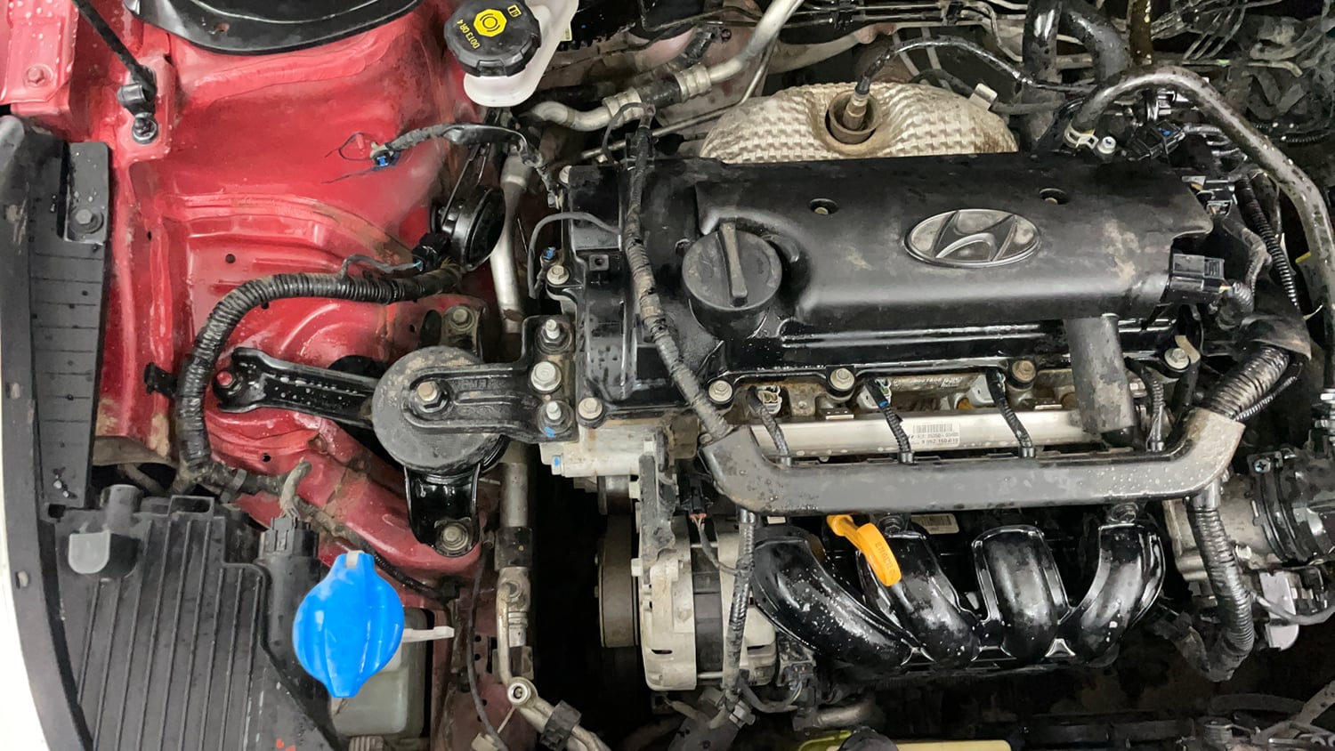 Used 2018 Hyundai Verna EX 1.4 VTVT Petrol Manual engine ENGINE RIGHT SIDE VIEW