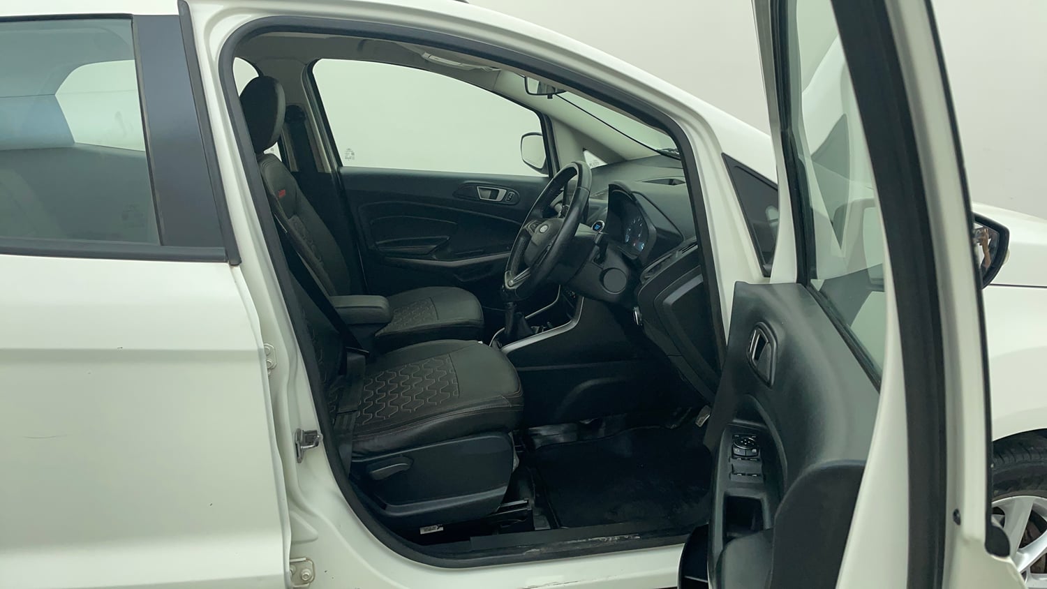 Used 2019 Ford EcoSport Titanium 1.5L TDCi Diesel Manual interior RIGHT SIDE FRONT DOOR CABIN VIEW